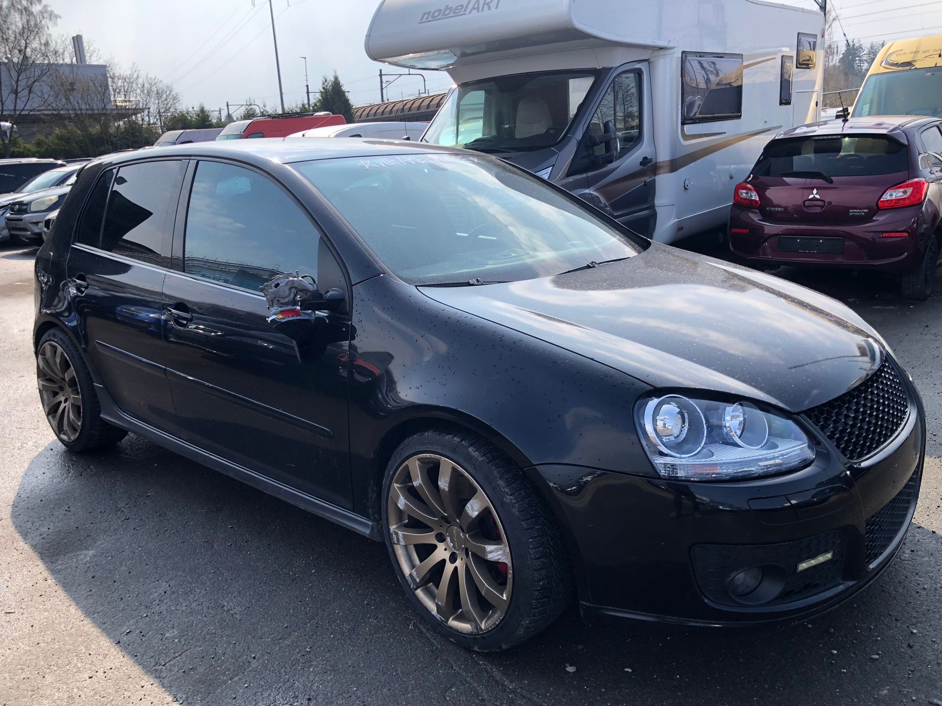 VW Golf 2.0 TFSI GTI-image-1