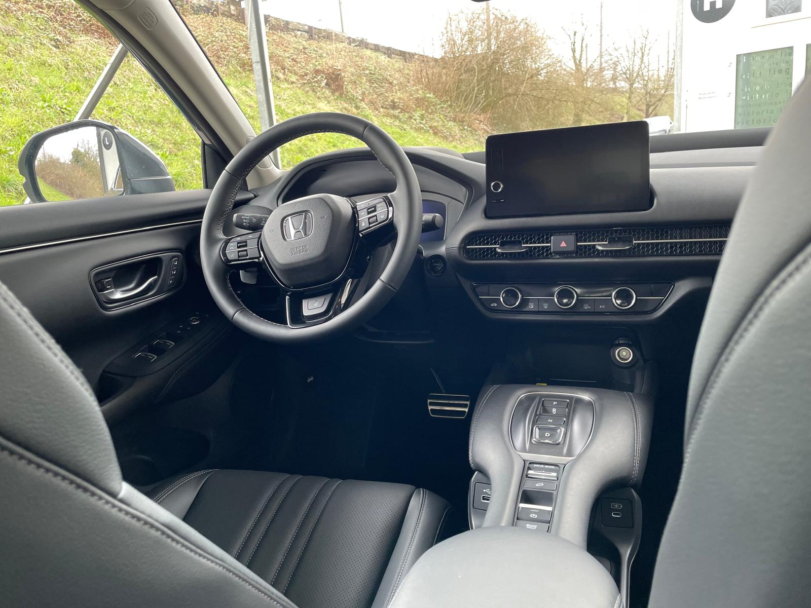 HONDA ZR-V 2.0i MMD Hybrid Advance Automatic-image-11