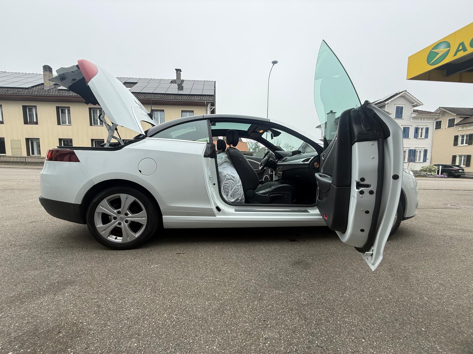 RENAULT Mégane CC 1.4 16V Turbo Dynamique-image-8