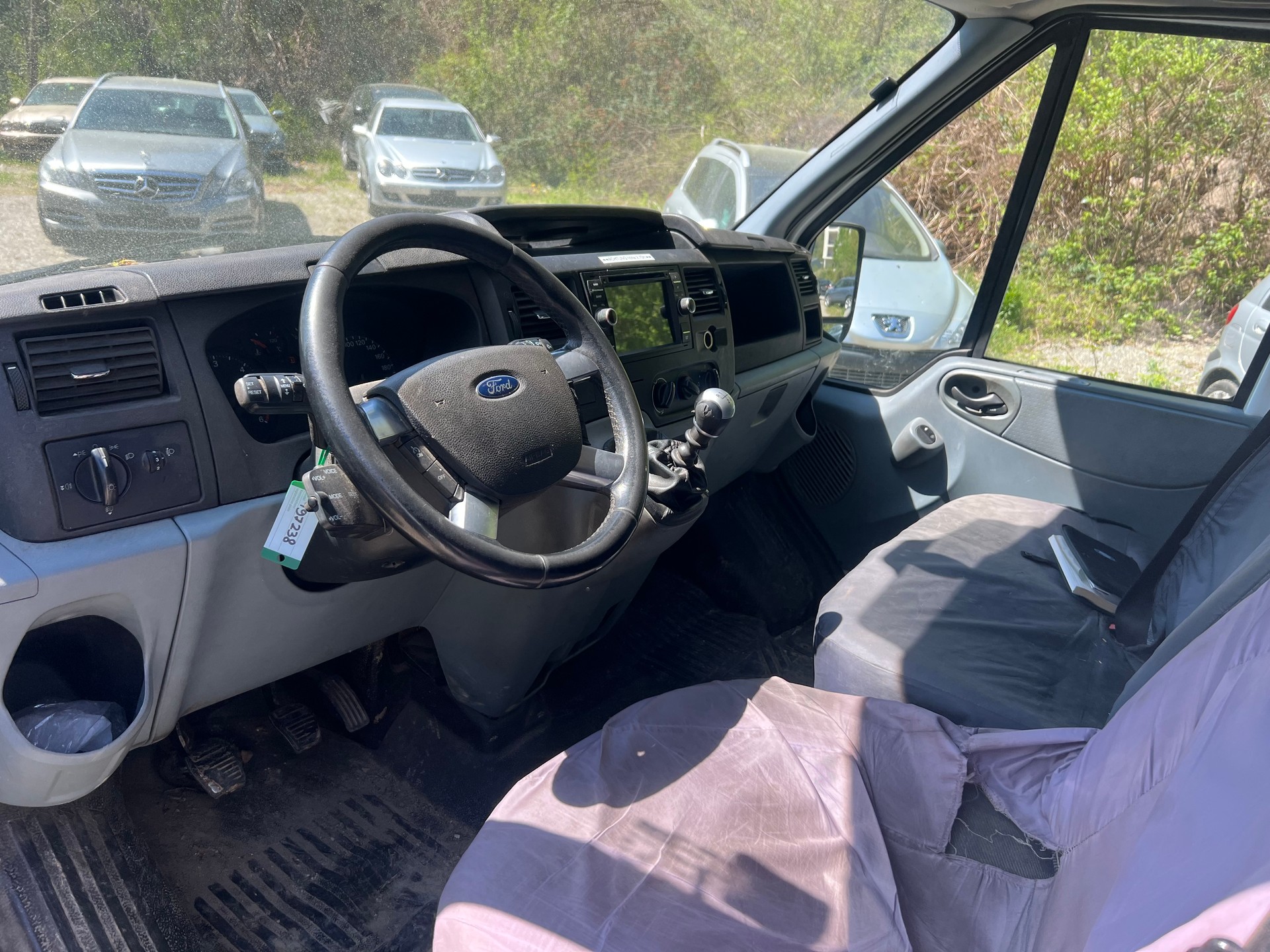 FORD Transit Van 350XL Level 3-image-8