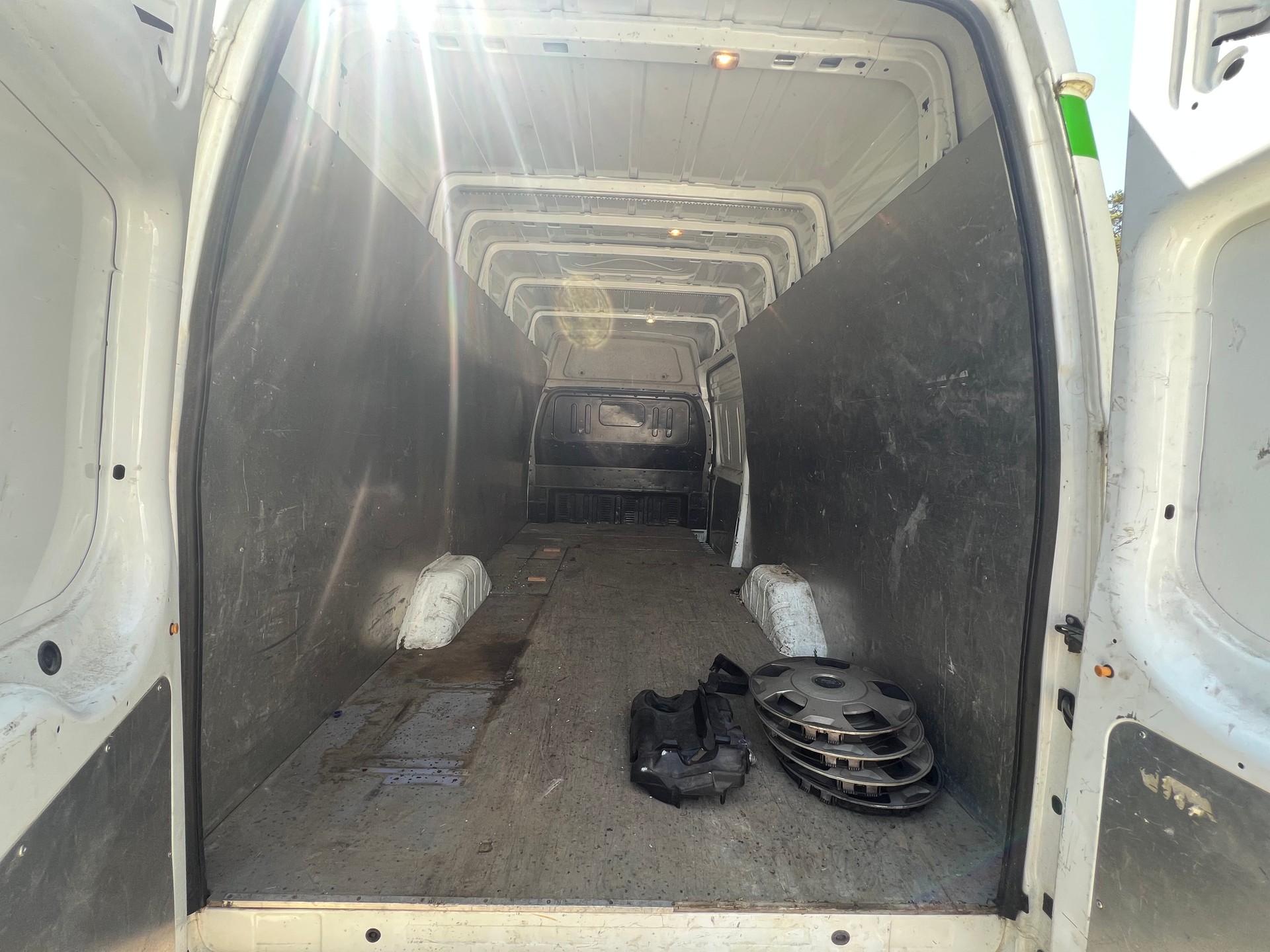FORD Transit Van 350XL Level 3-image-12