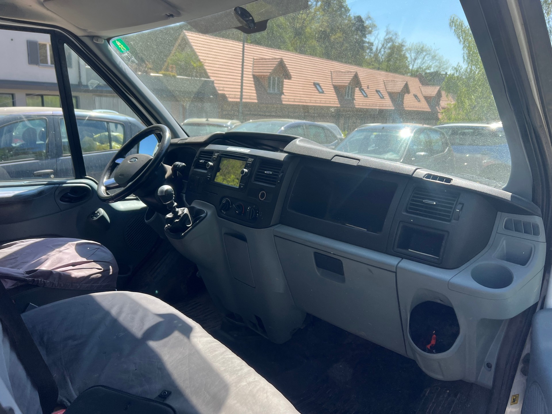 FORD Transit Van 350XL Level 3-image-10
