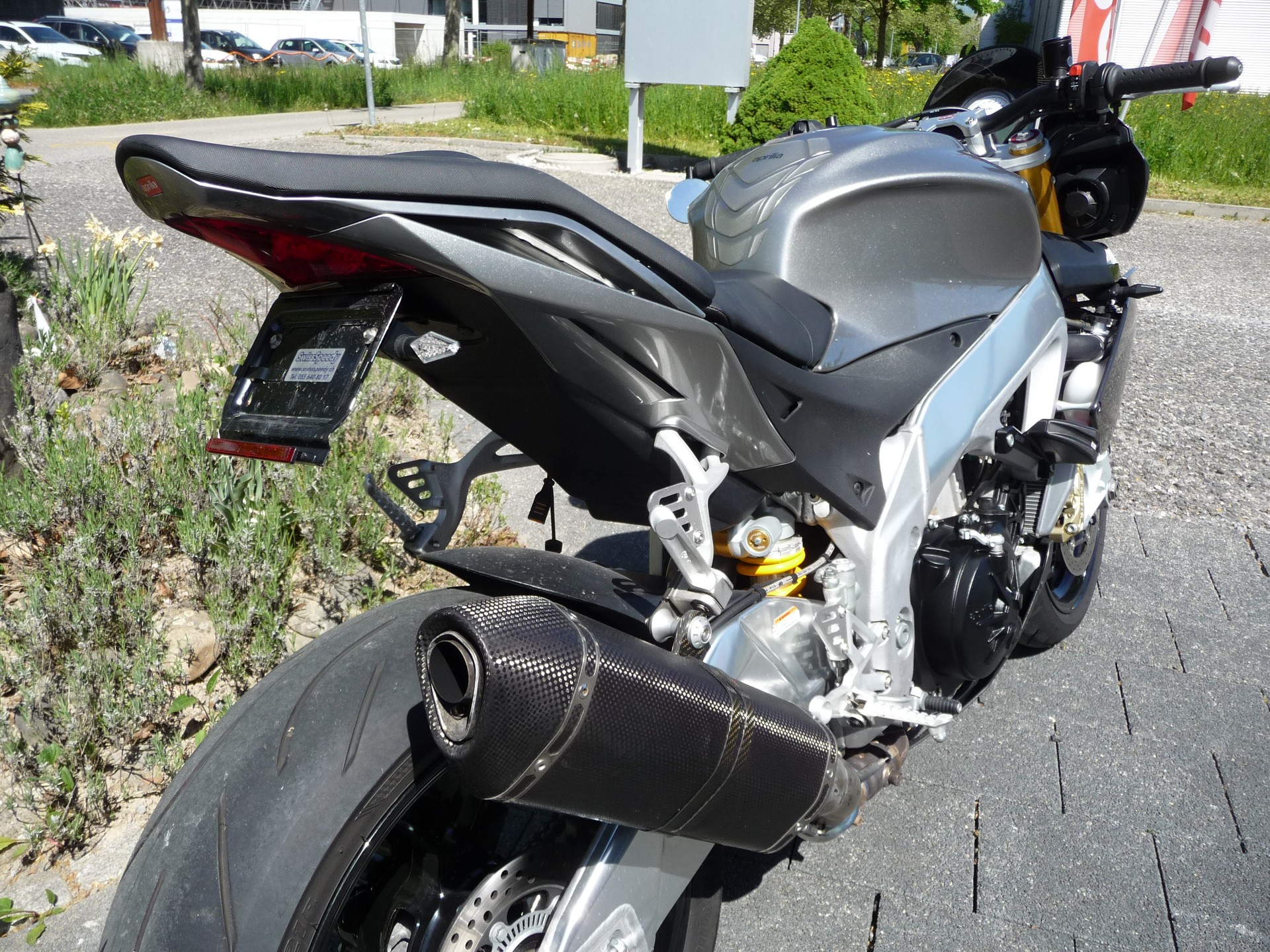 APRILIA Tuono V4 1100 R-image-2