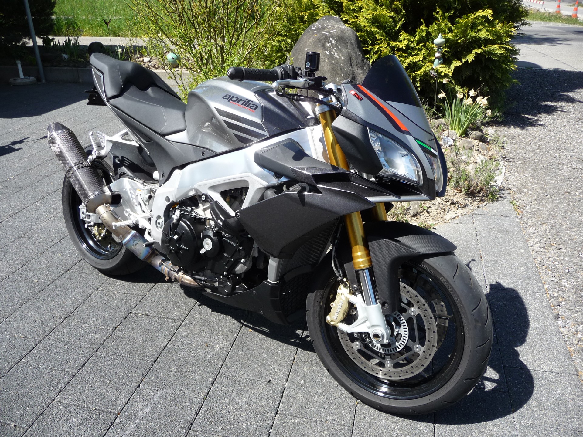 APRILIA Tuono V4 1100 R-image-3