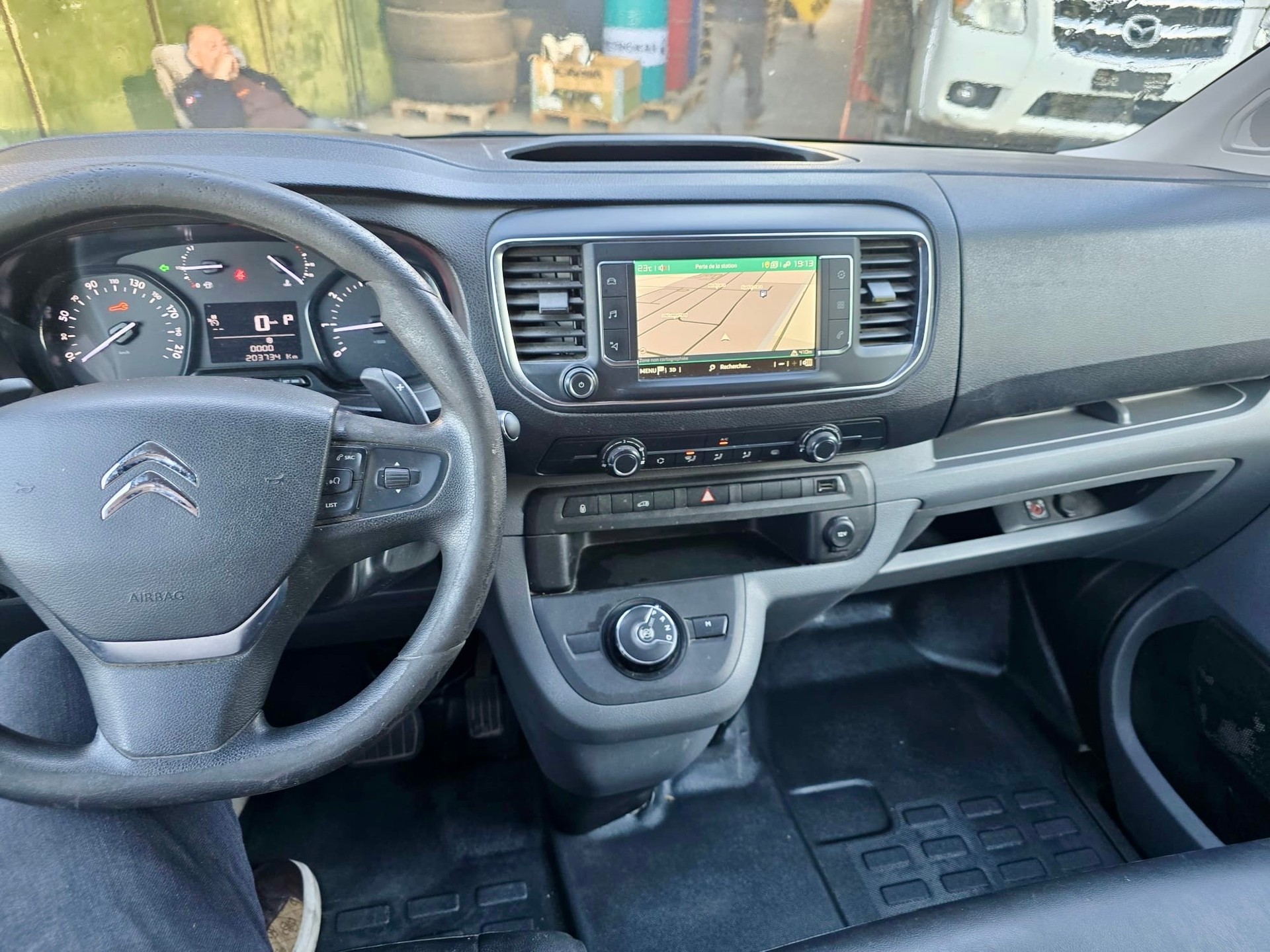 CITROEN Jumpy 2.0 BlueHDi 120 M Club EAT8-image-8