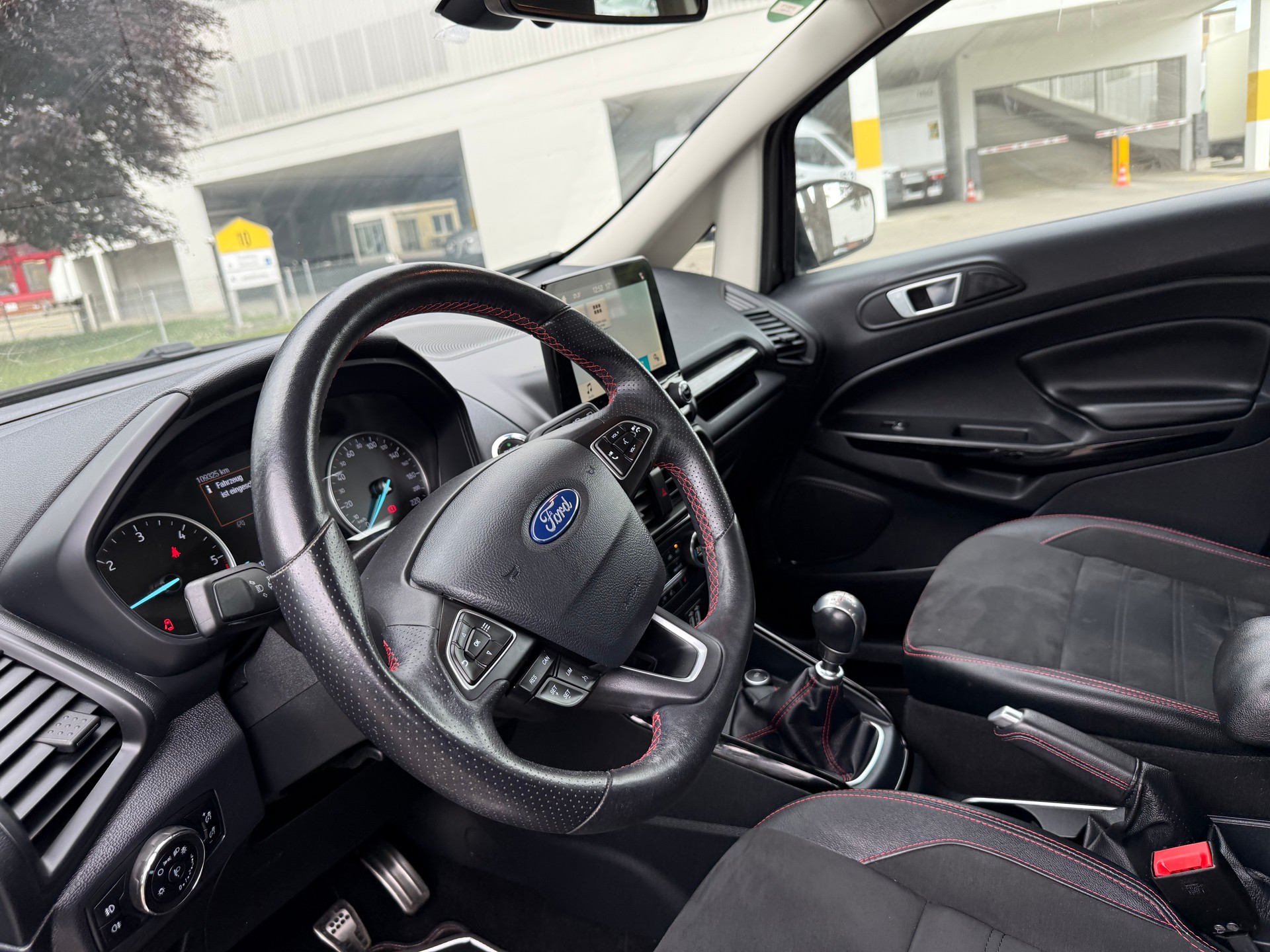 FORD EcoSport 1.5 TDCi ST-Line AWD-image-7