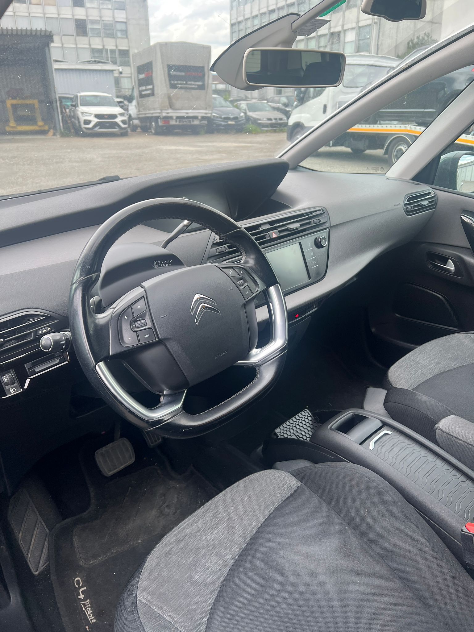 CITROEN Grand C4 Picasso 1.6i 16V e-THP Exclusive-image-10