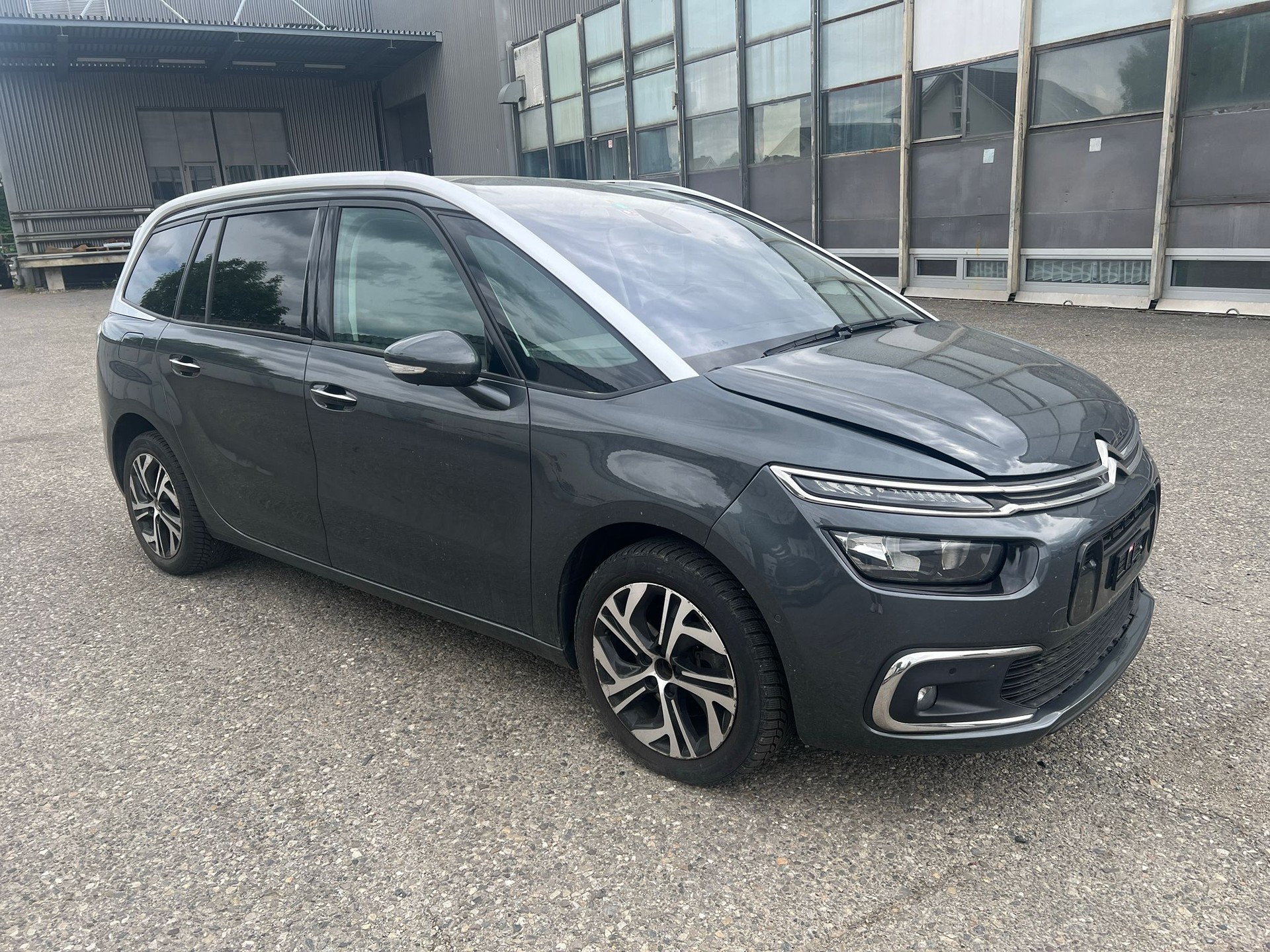 CITROEN Grand C4 Picasso 1.6i 16V e-THP Exclusive