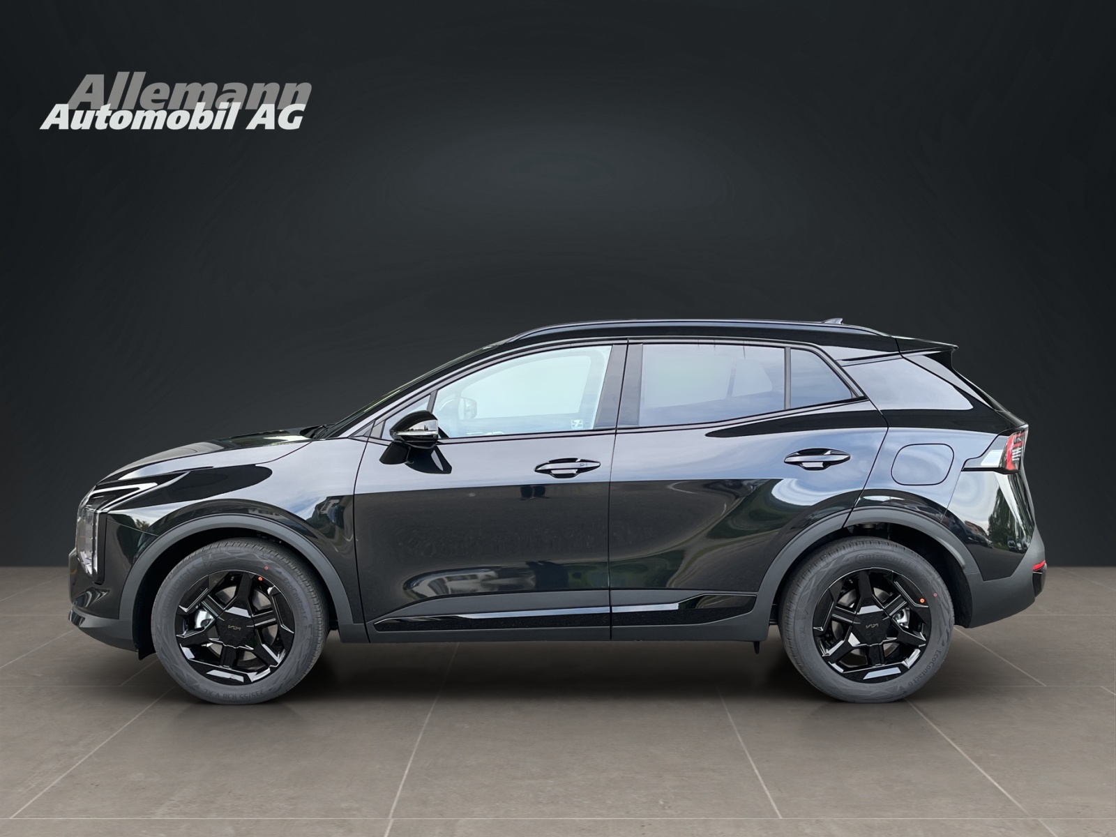 KIA Sportage 1.6 T-GDi Hybrid Black Edition-image-2