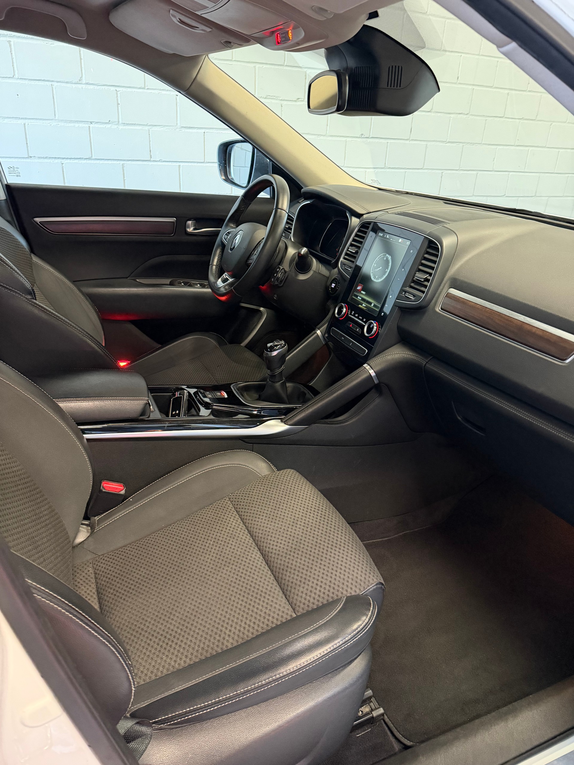 RENAULT Koleos 2.0 dCi Zen 4x4-image-11