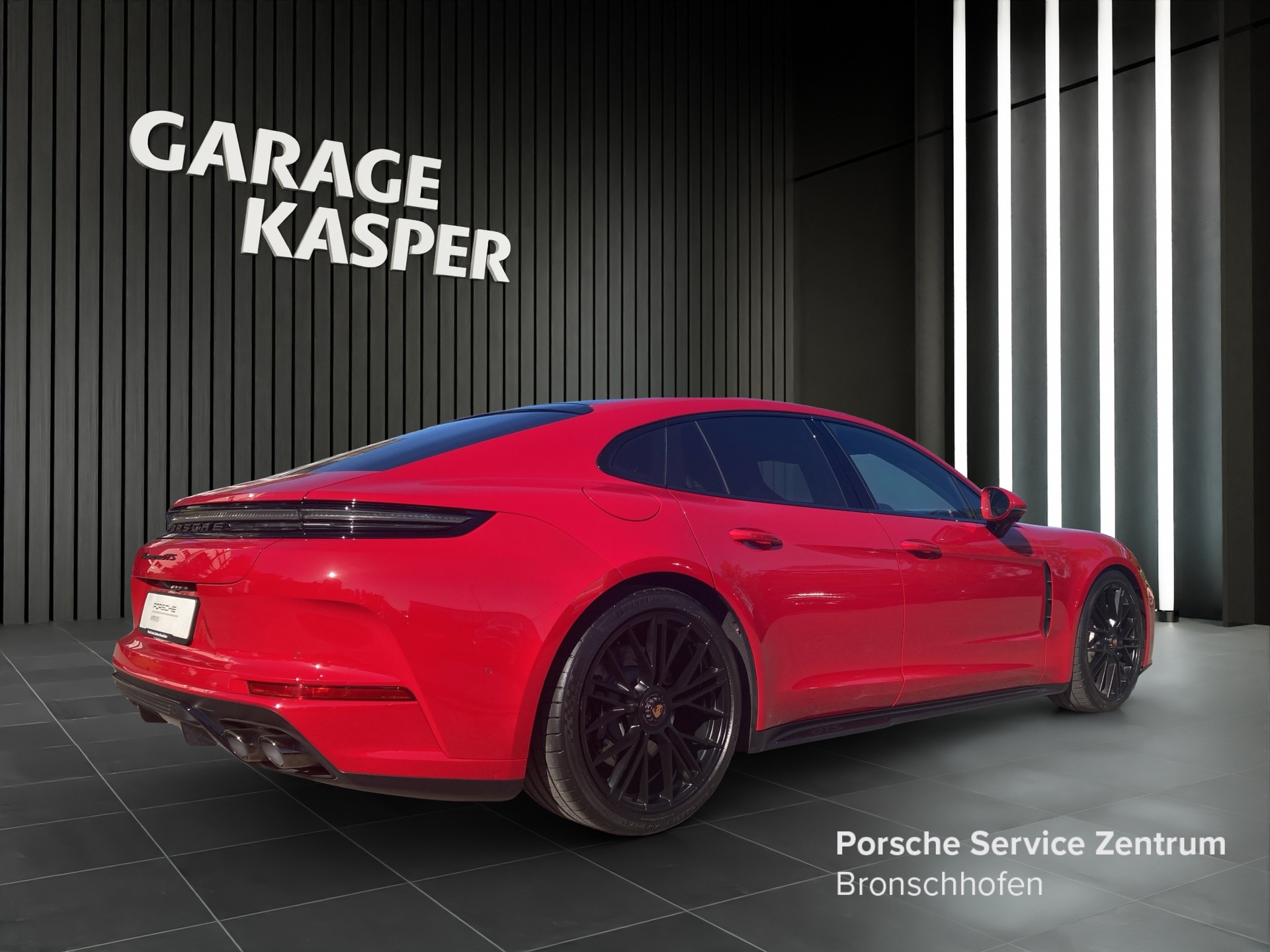 PORSCHE Panamera GTS-image-4