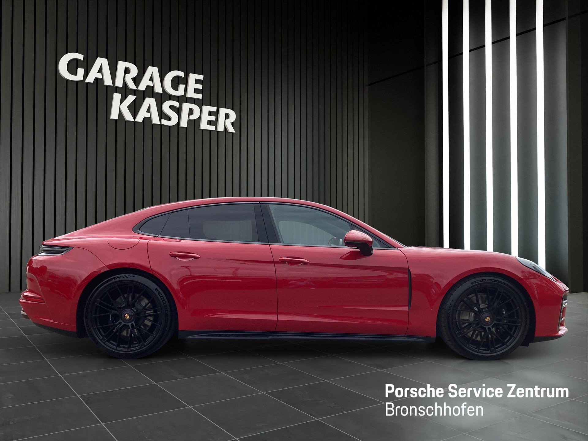 PORSCHE Panamera GTS-image-5