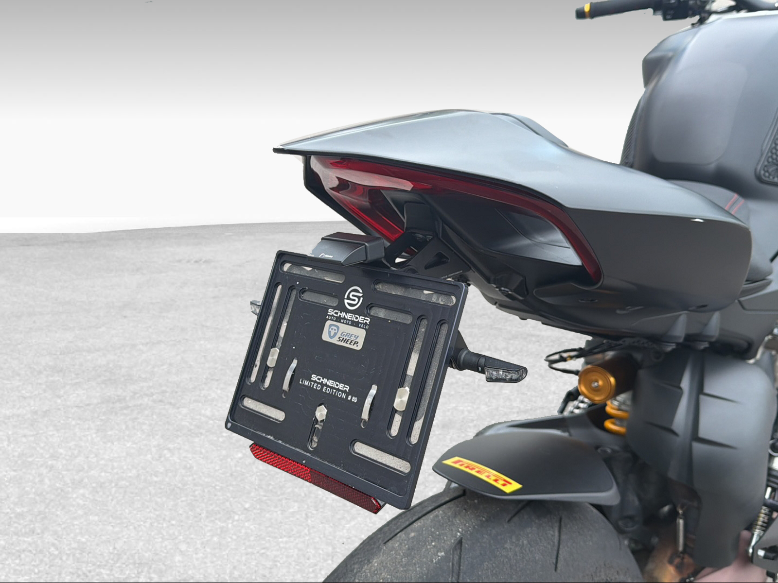 DUCATI 1100 Streetfighter V4 S ABS-image-8