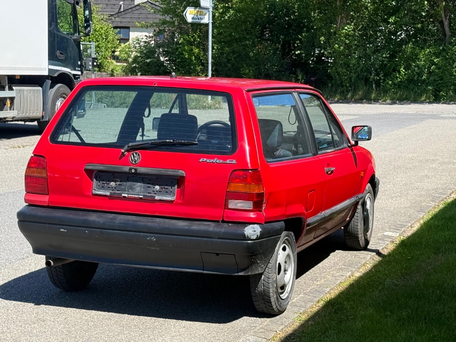 VW Polo 1300 CL-image-2