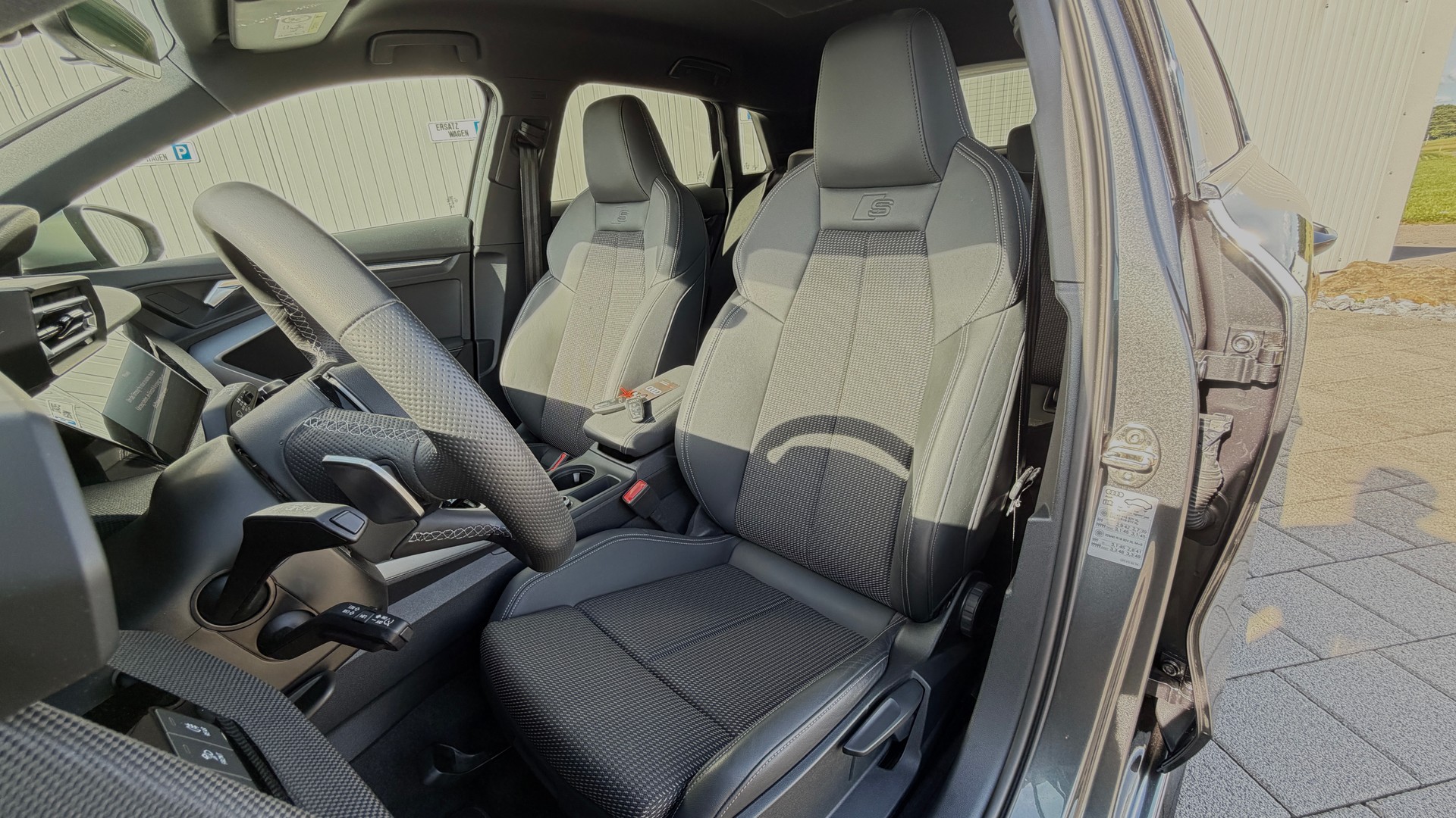 AUDI S3 Sportback TFSI quattro S-tronic Akrapovič Faclift-image-12