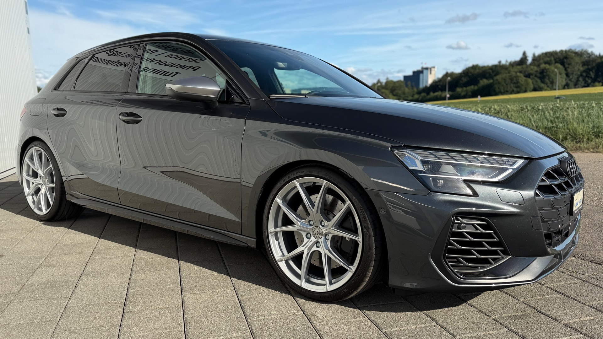 AUDI S3 Sportback TFSI quattro S-tronic Akrapovič Faclift-image-5