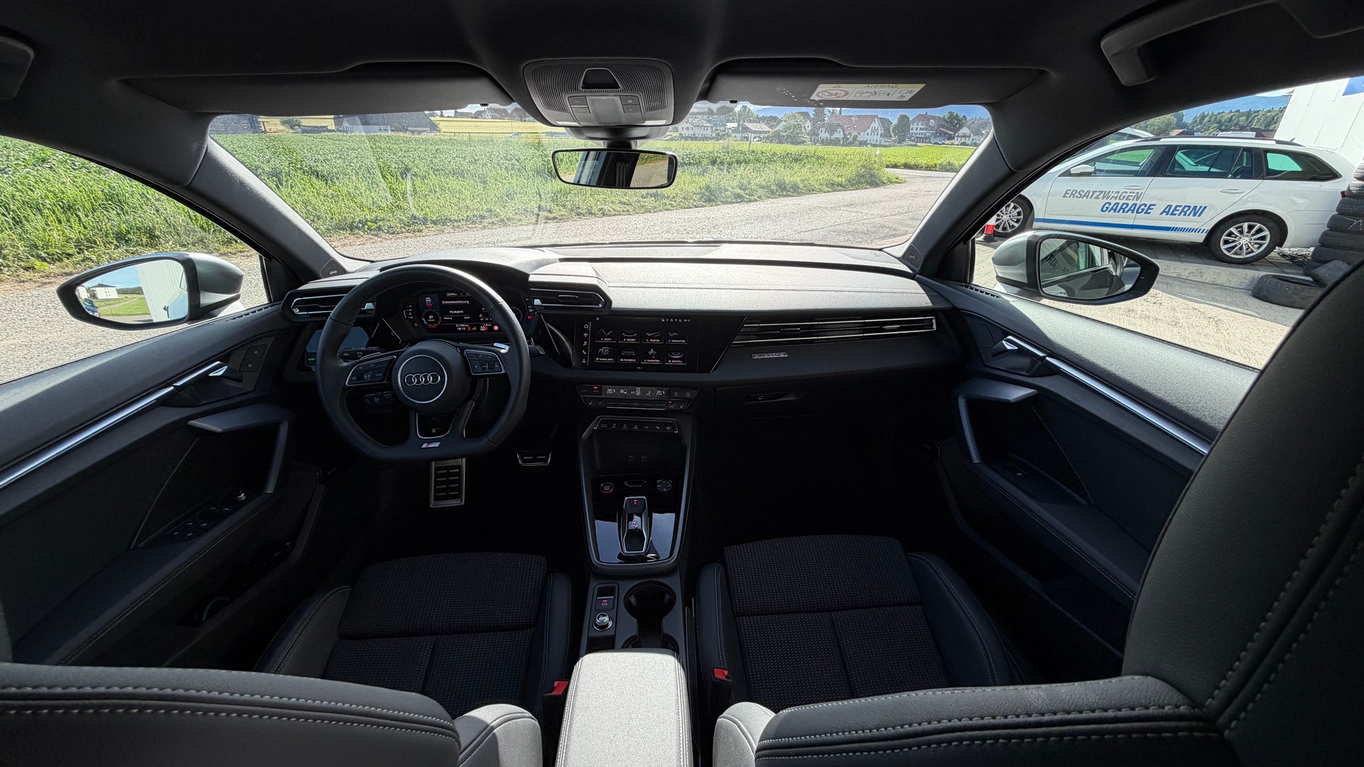 AUDI S3 Sportback TFSI quattro S-tronic Akrapovič Faclift-image-21