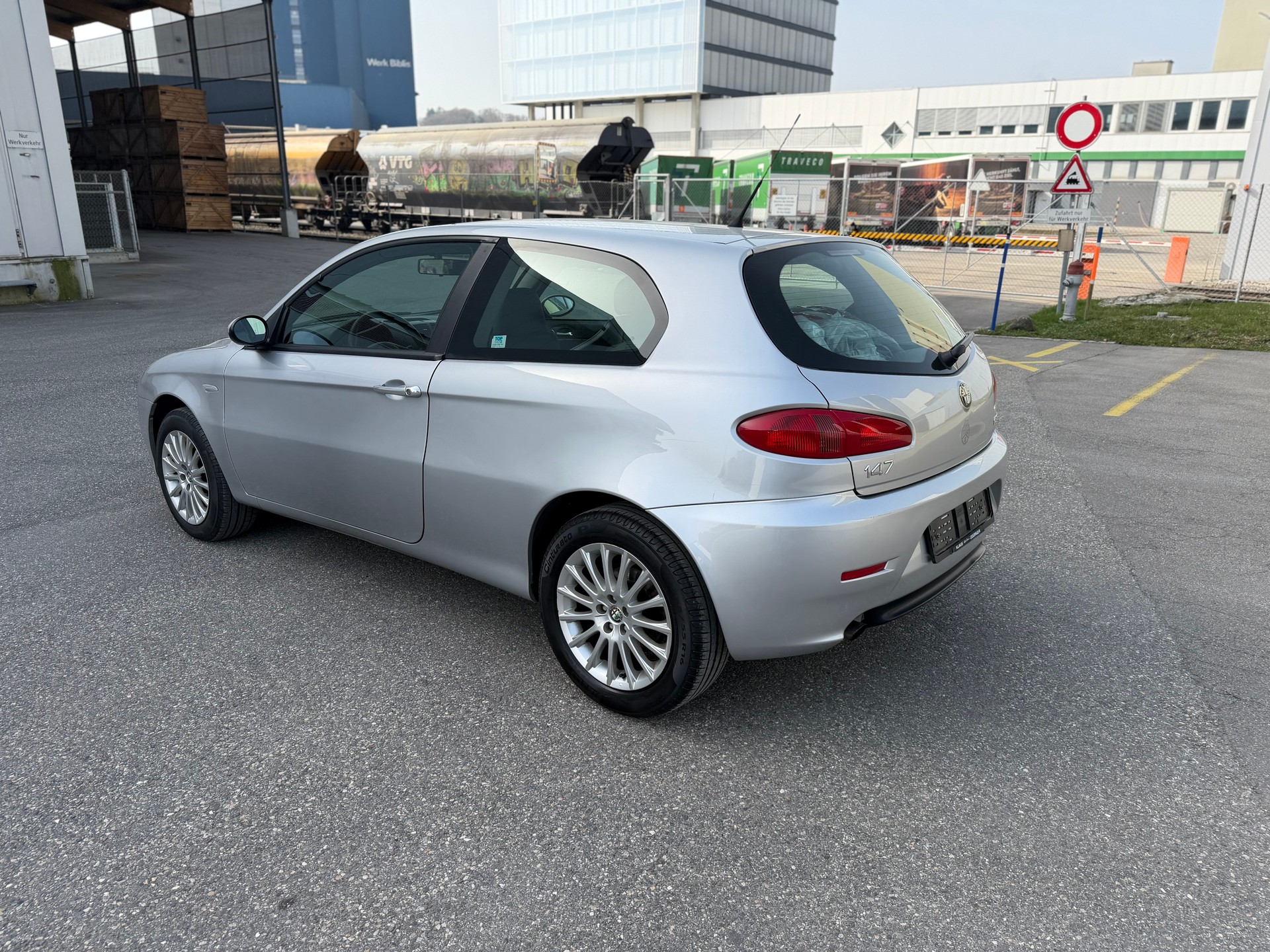 ALFA ROMEO 147 1.6 TS 16V Progression-showroom-element-3