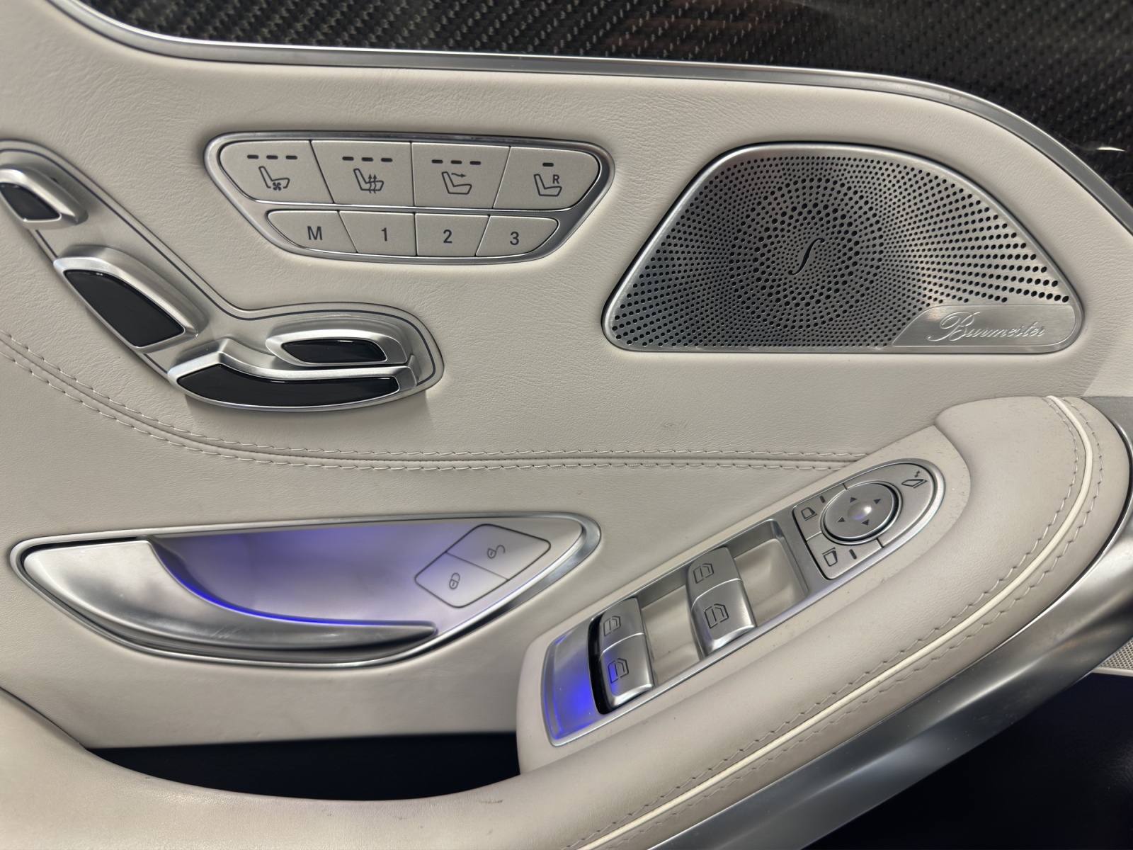 MERCEDES-BENZ S 63 AMG Cabriolet 4Matic Speedshift MCT-image-12