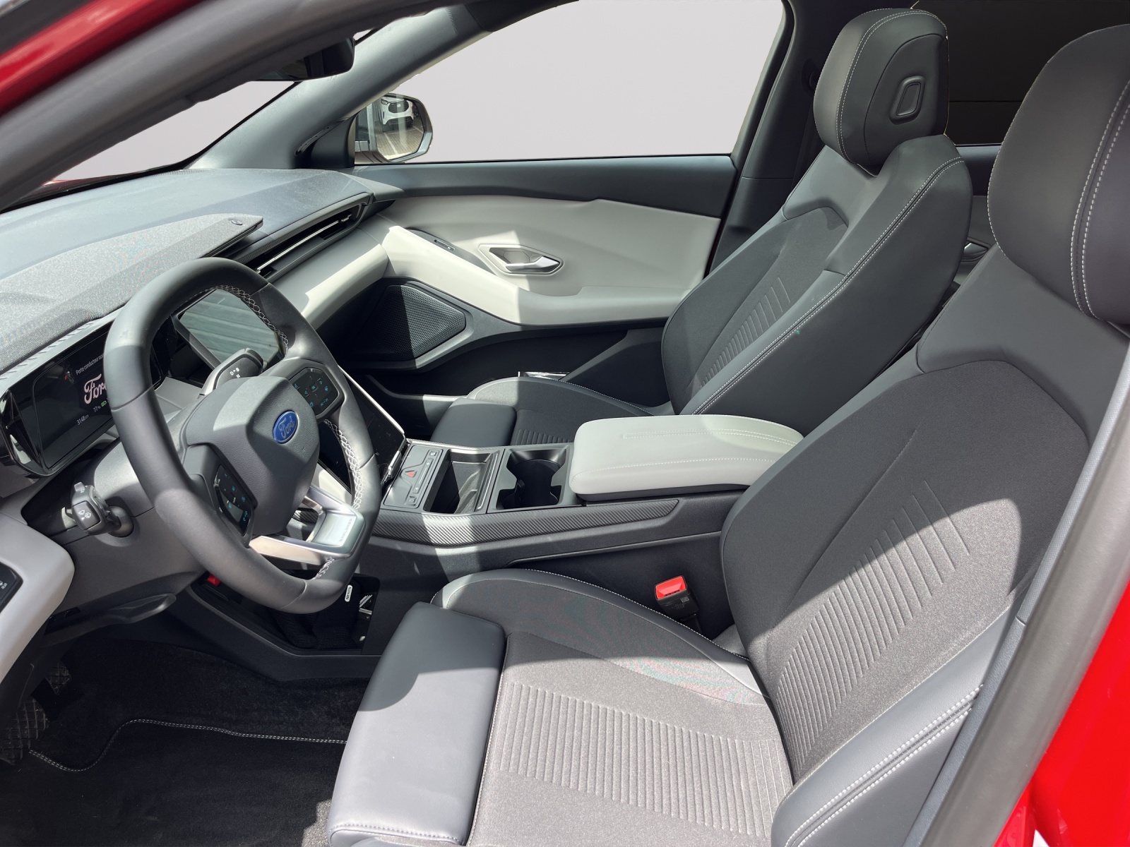 FORD Explorer Elektro 77kWh Dual Extended Range Premium AWD-image-8