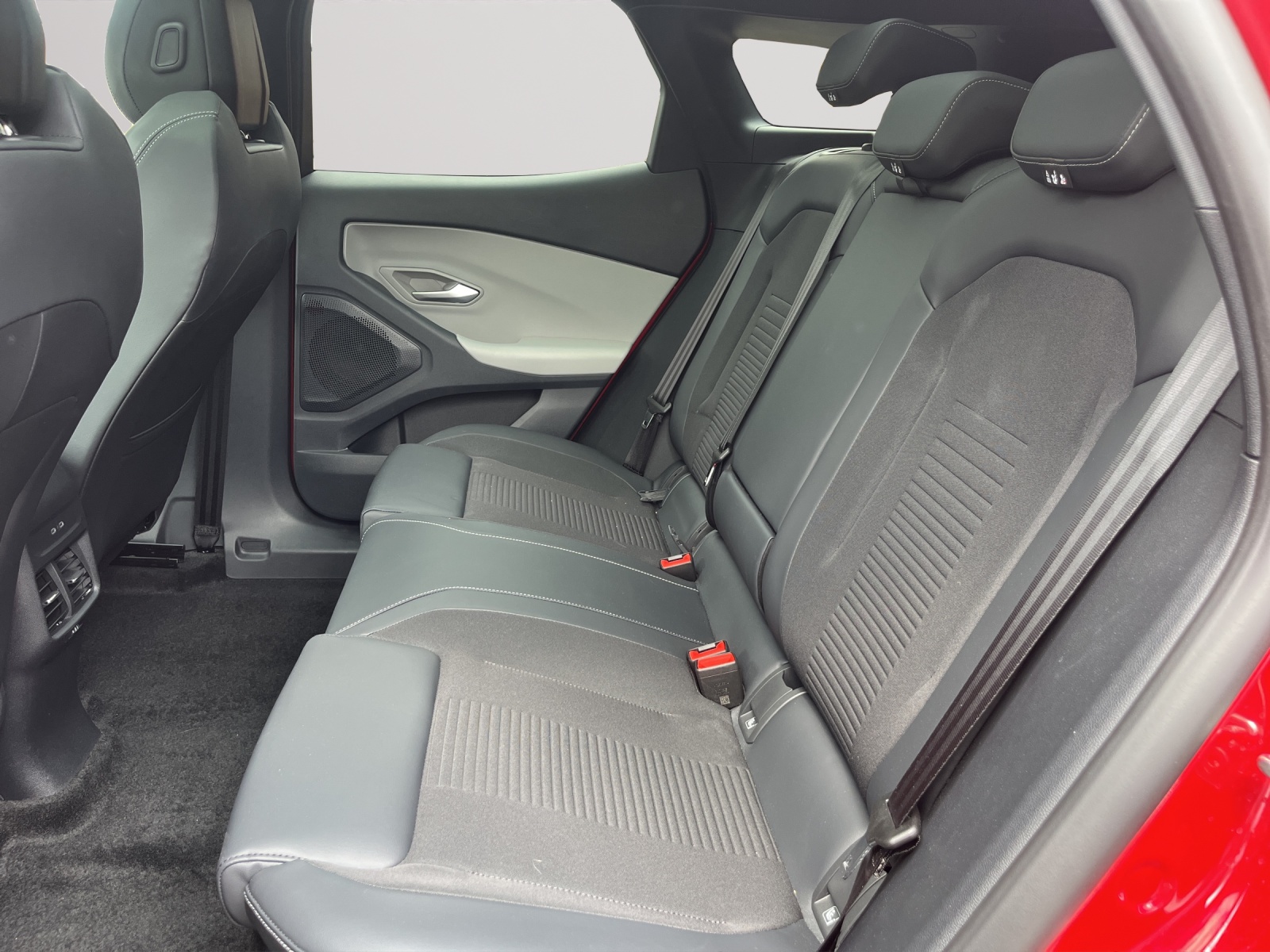 FORD Explorer Elektro 77kWh Dual Extended Range Premium AWD-image-10