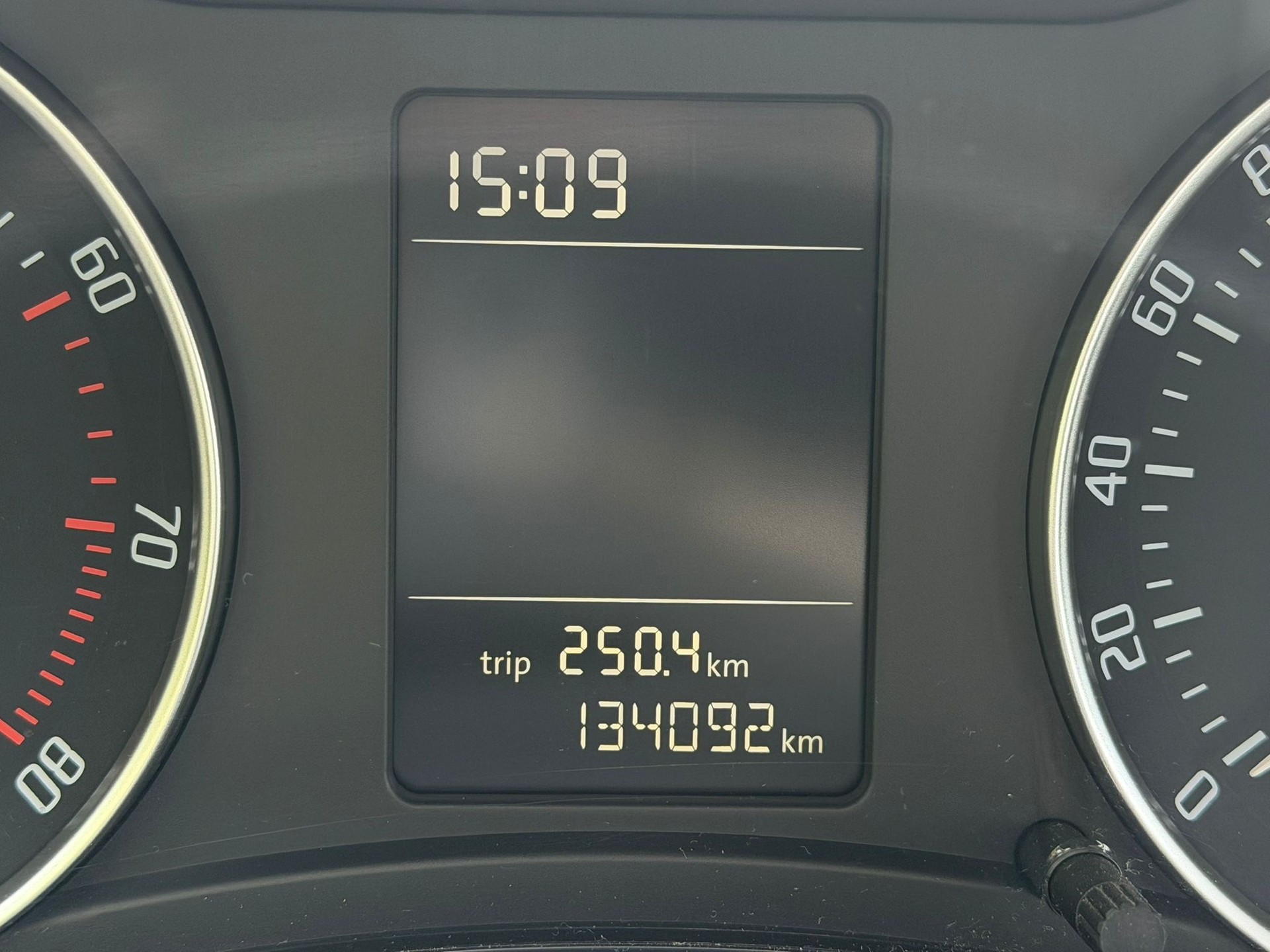 SKODA Octavia 1.2 TSI Elegance-image-5