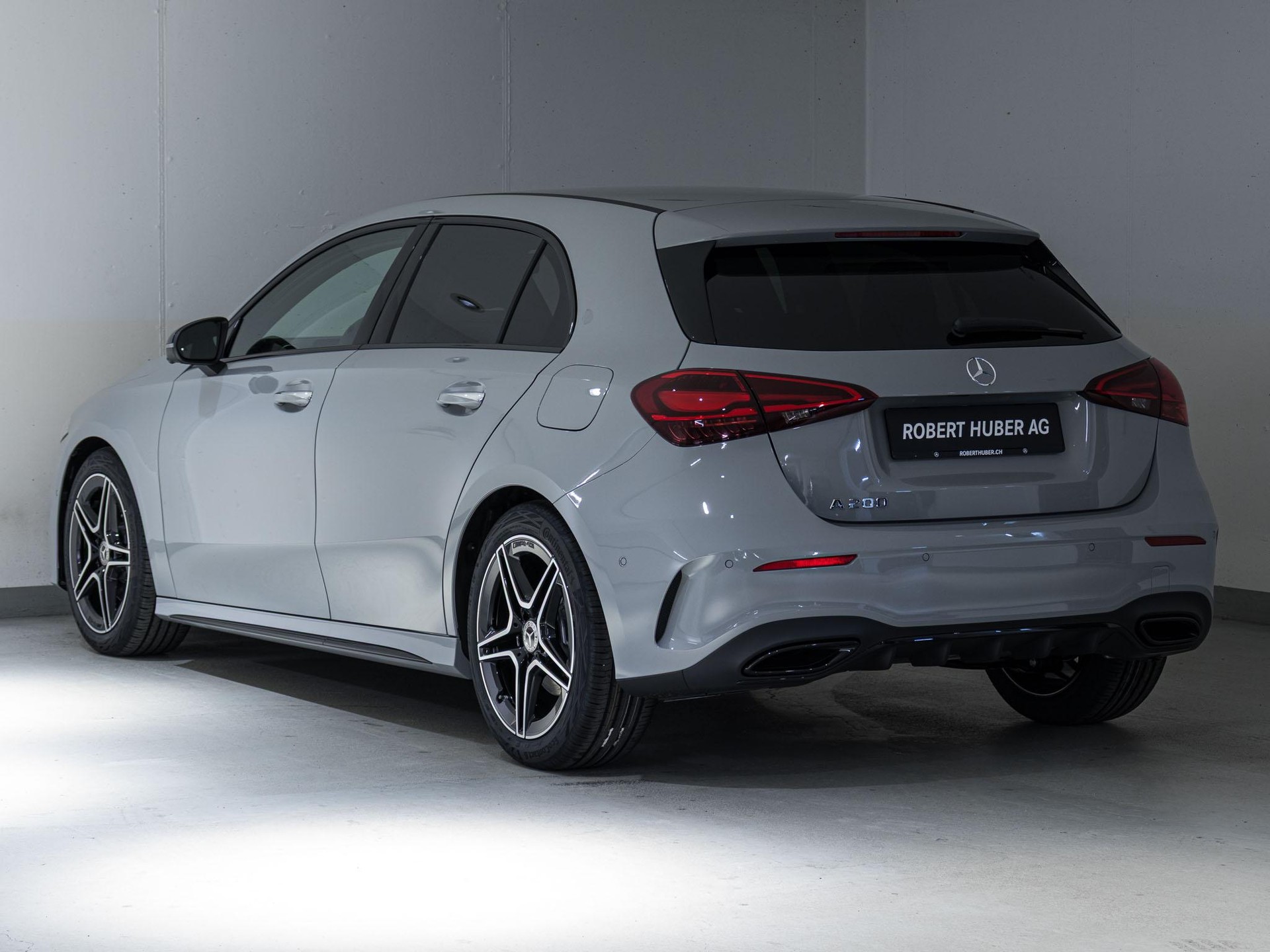 MERCEDES-BENZ A 200 "Night Star"-image-3