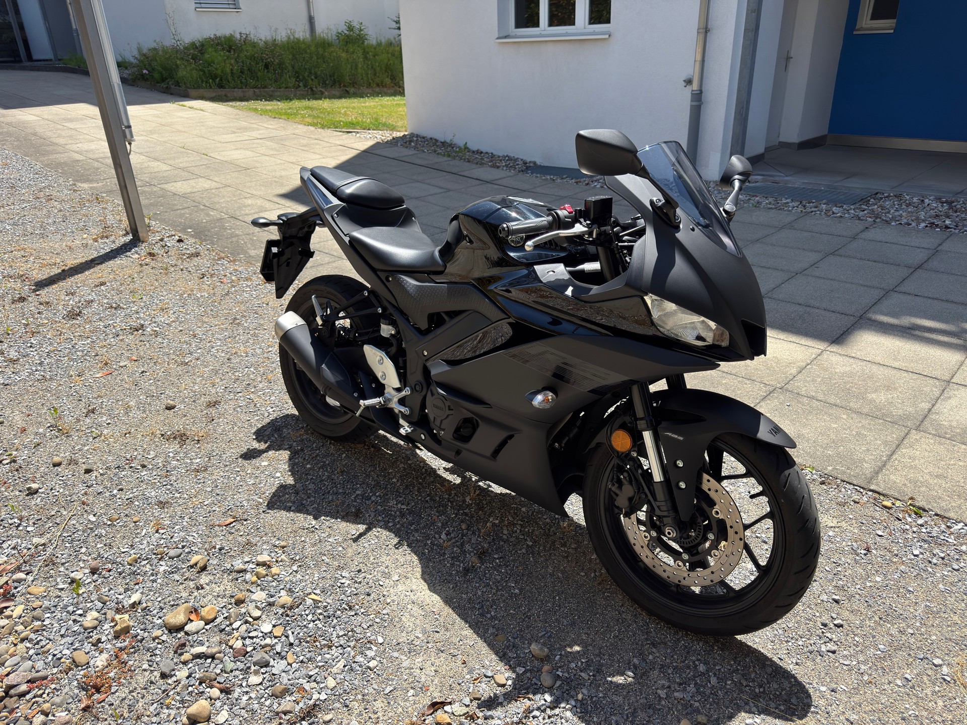 YAMAHA YZF-R3 ABS-image-1