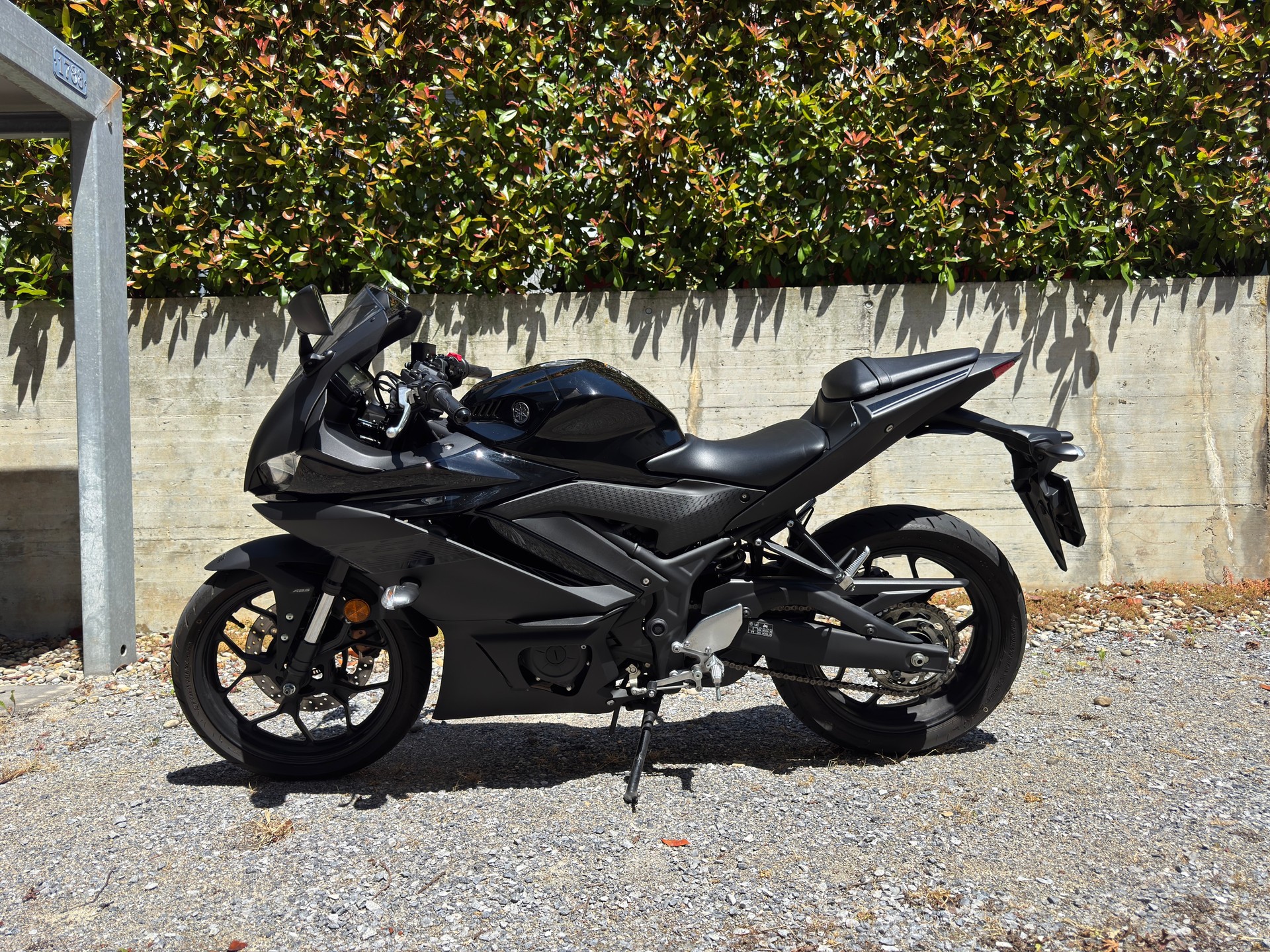 YAMAHA YZF-R3 ABS-image-4