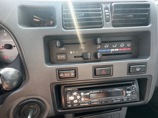 TOYOTA RAV-4 GX-image-9