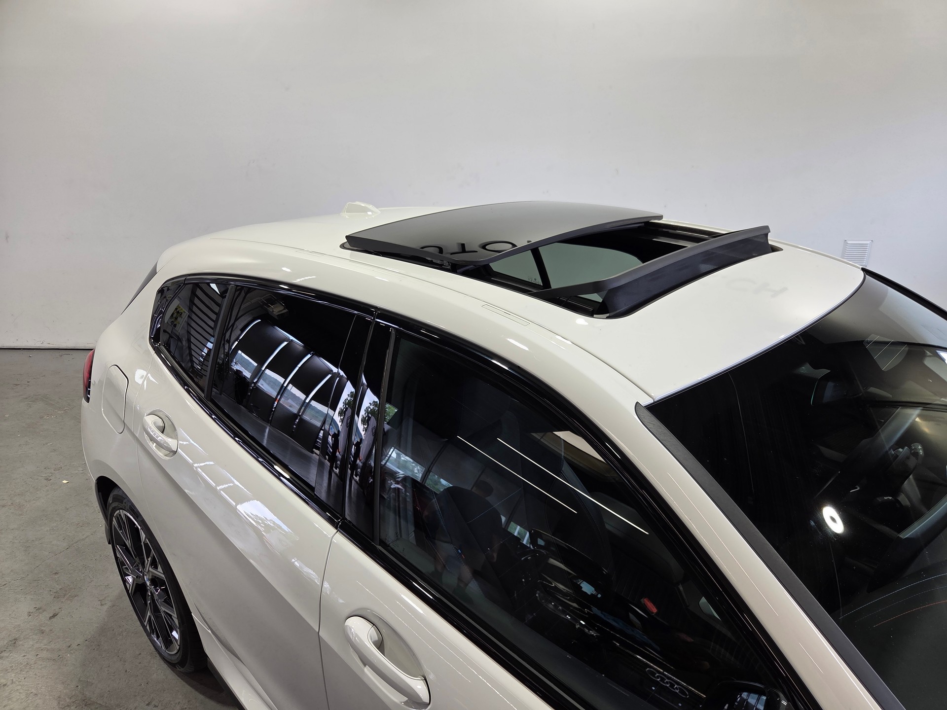 BMW 123 xDrive M-Sportpaket-image-9
