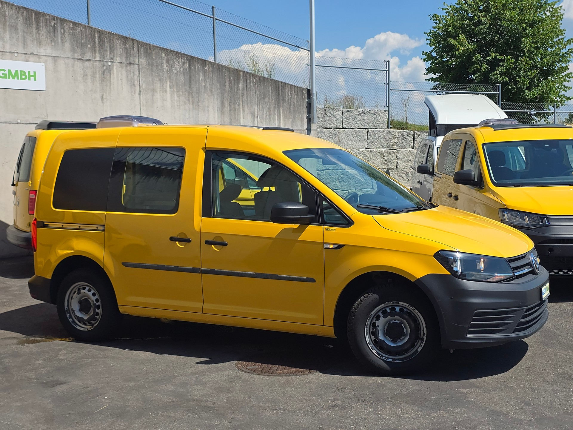 VW VW GEOVAN M - 1.0 TSI 102PS - Benzin - Fensterbus-image-2