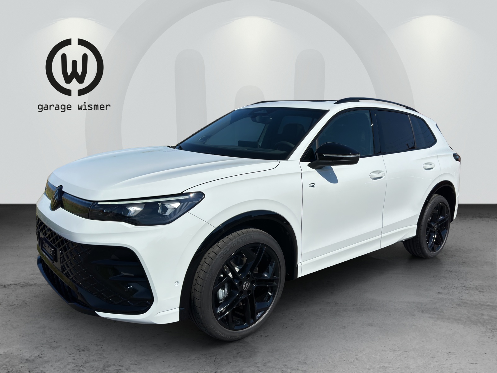 VW Tiguan 2.0 TSI DSG R-Line Plus 4Motion-image-0
