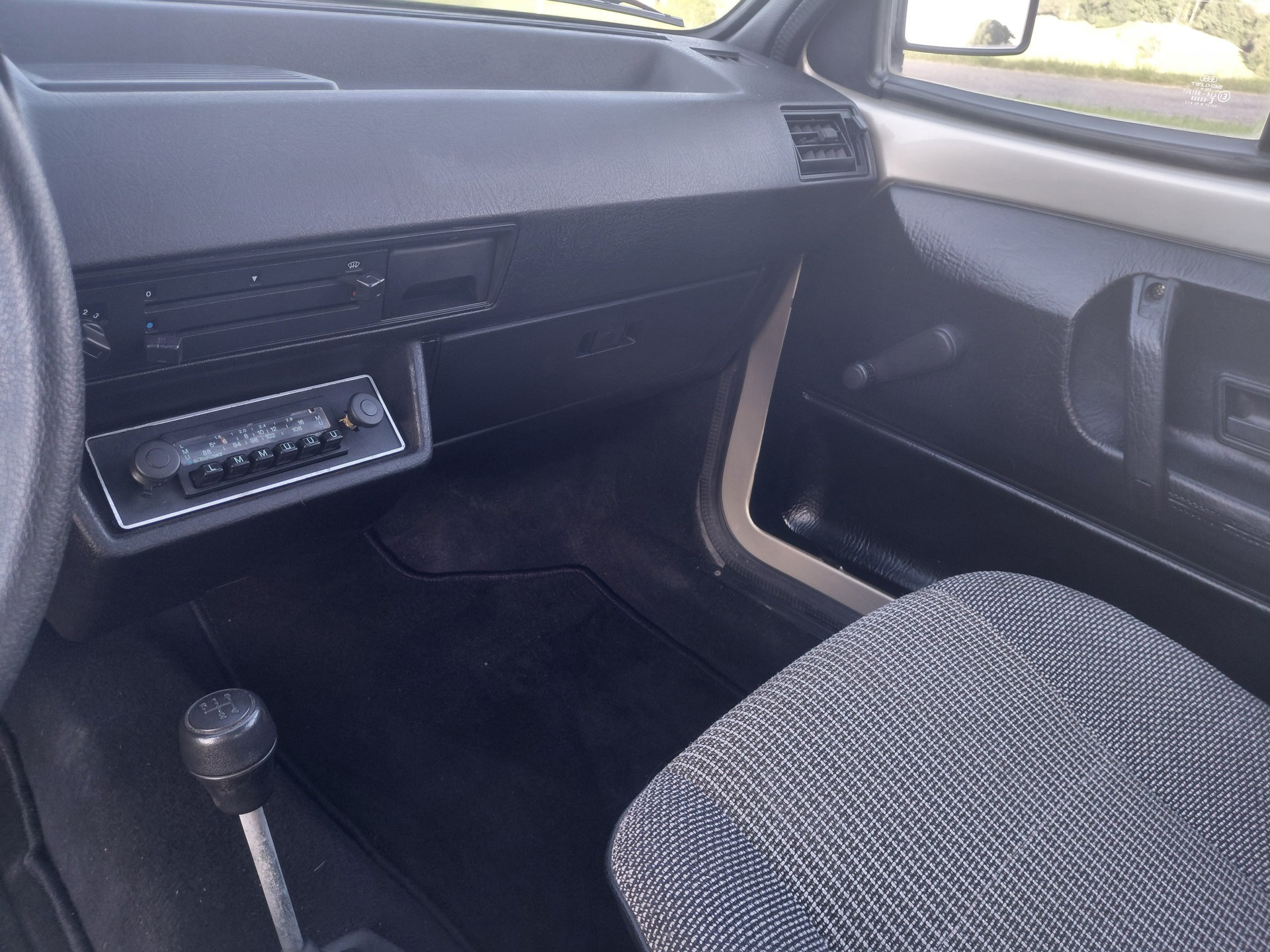 VW 86C Steilheck-image-5