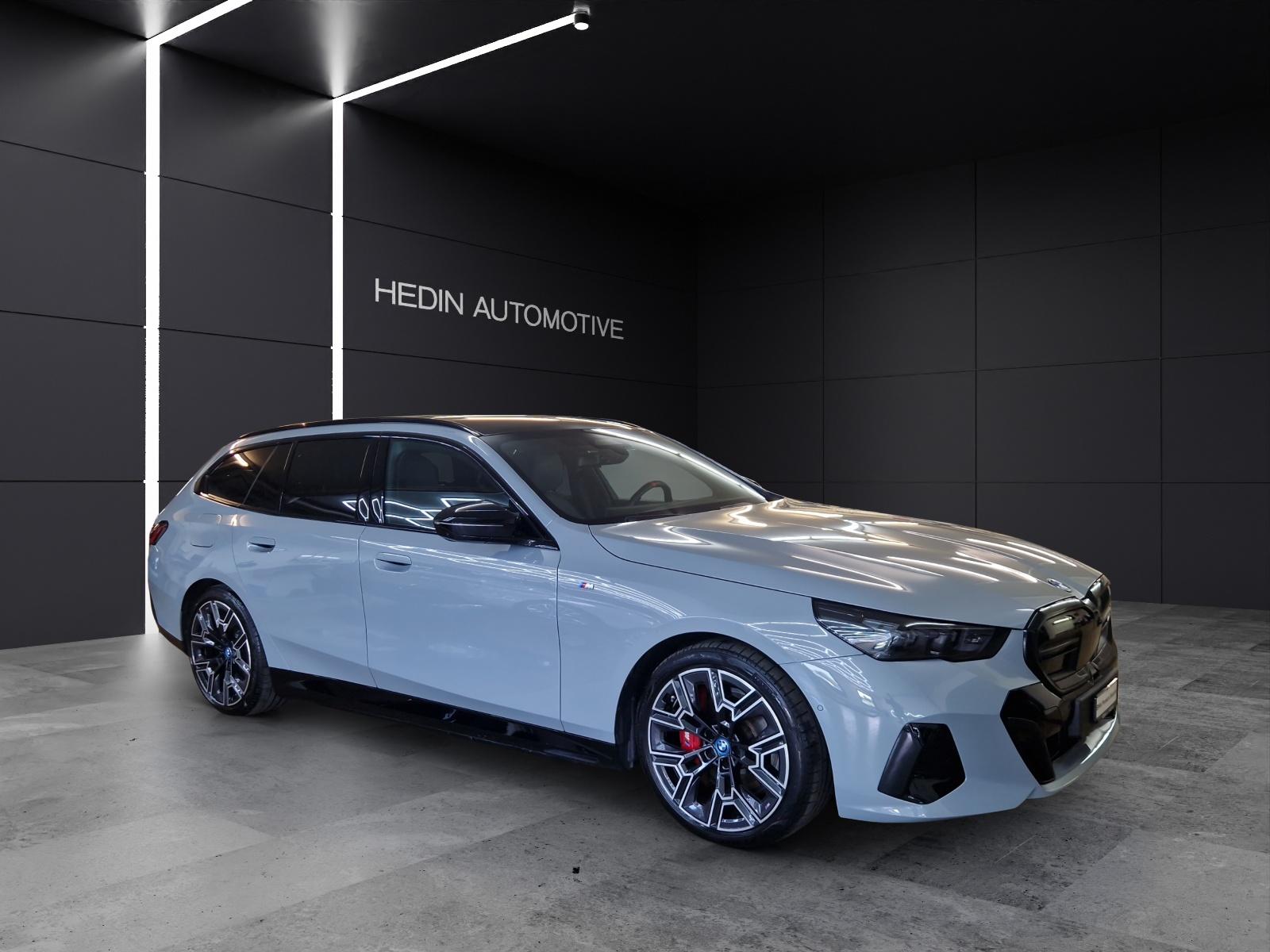 BMW i5 M60 xDrive Touring-image-6