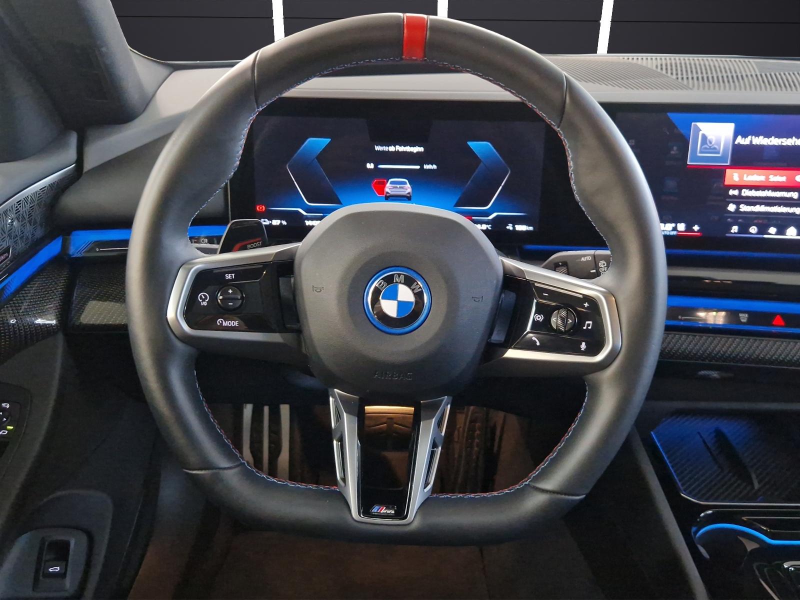 BMW i5 M60 xDrive Touring-image-18