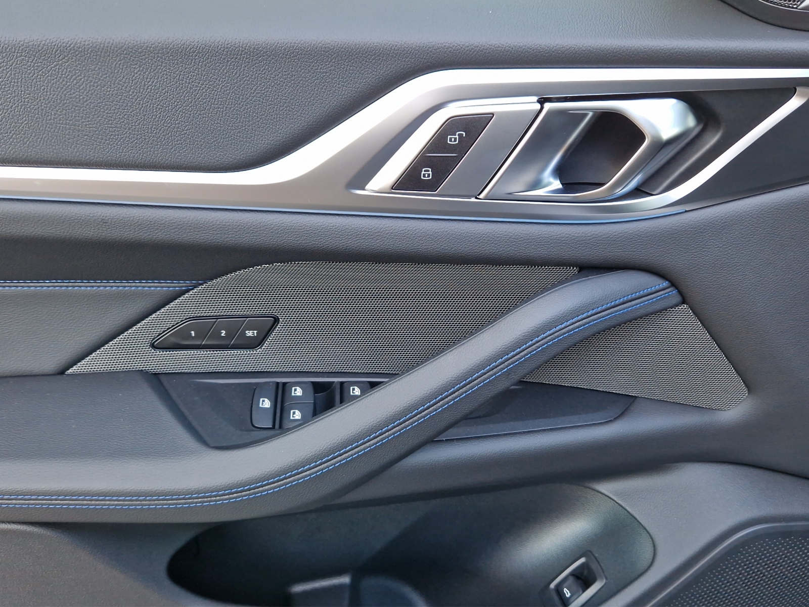 BMW i4 M60 M Sport Pro-image-15