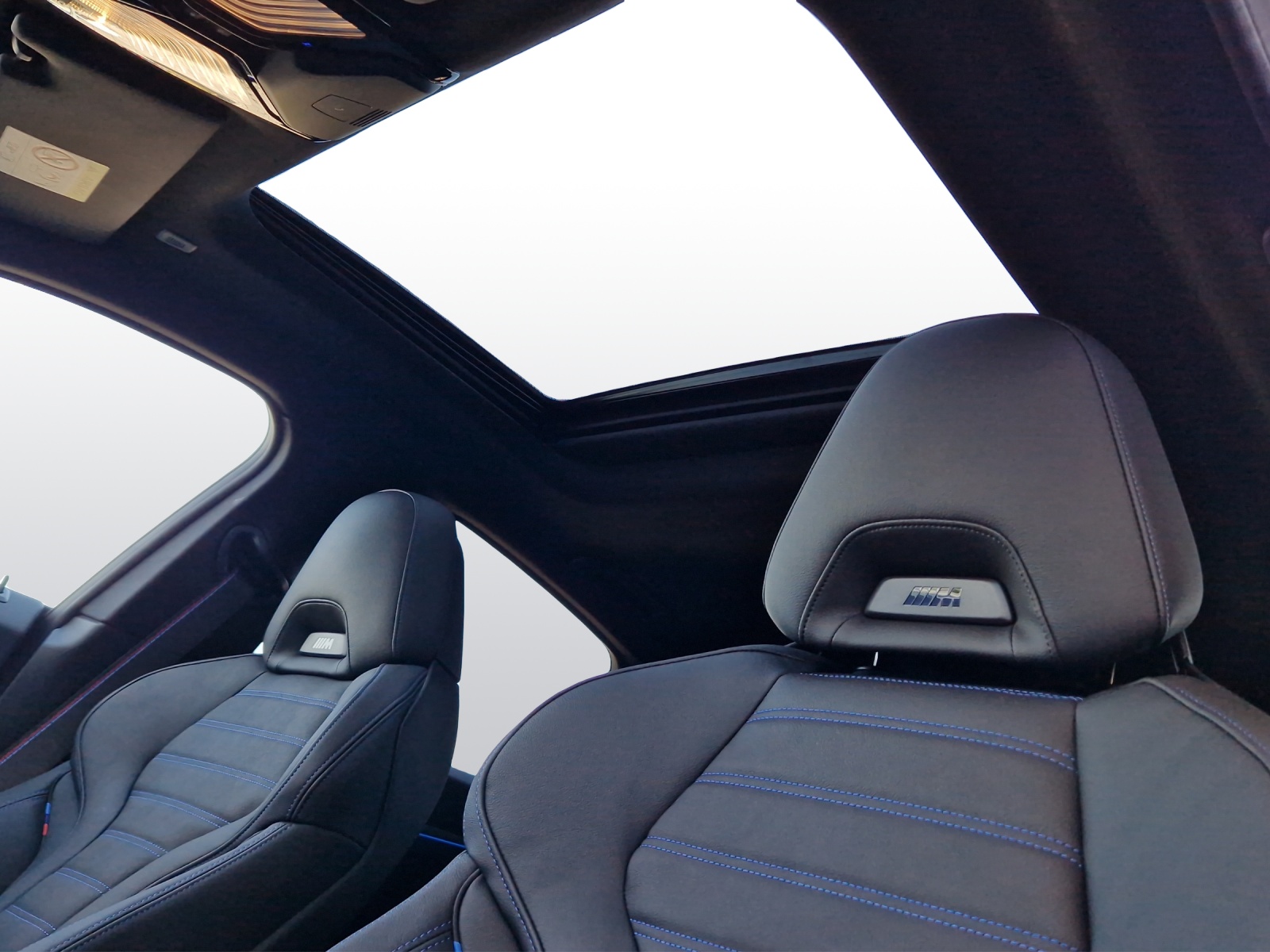 BMW i4 M60 M Sport Pro-image-17