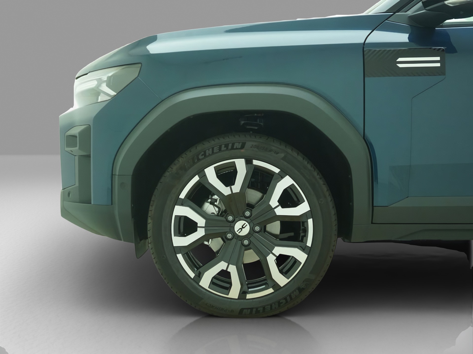 DACIA Bigster 1.8 Hybrid Journey-showroom-element-1