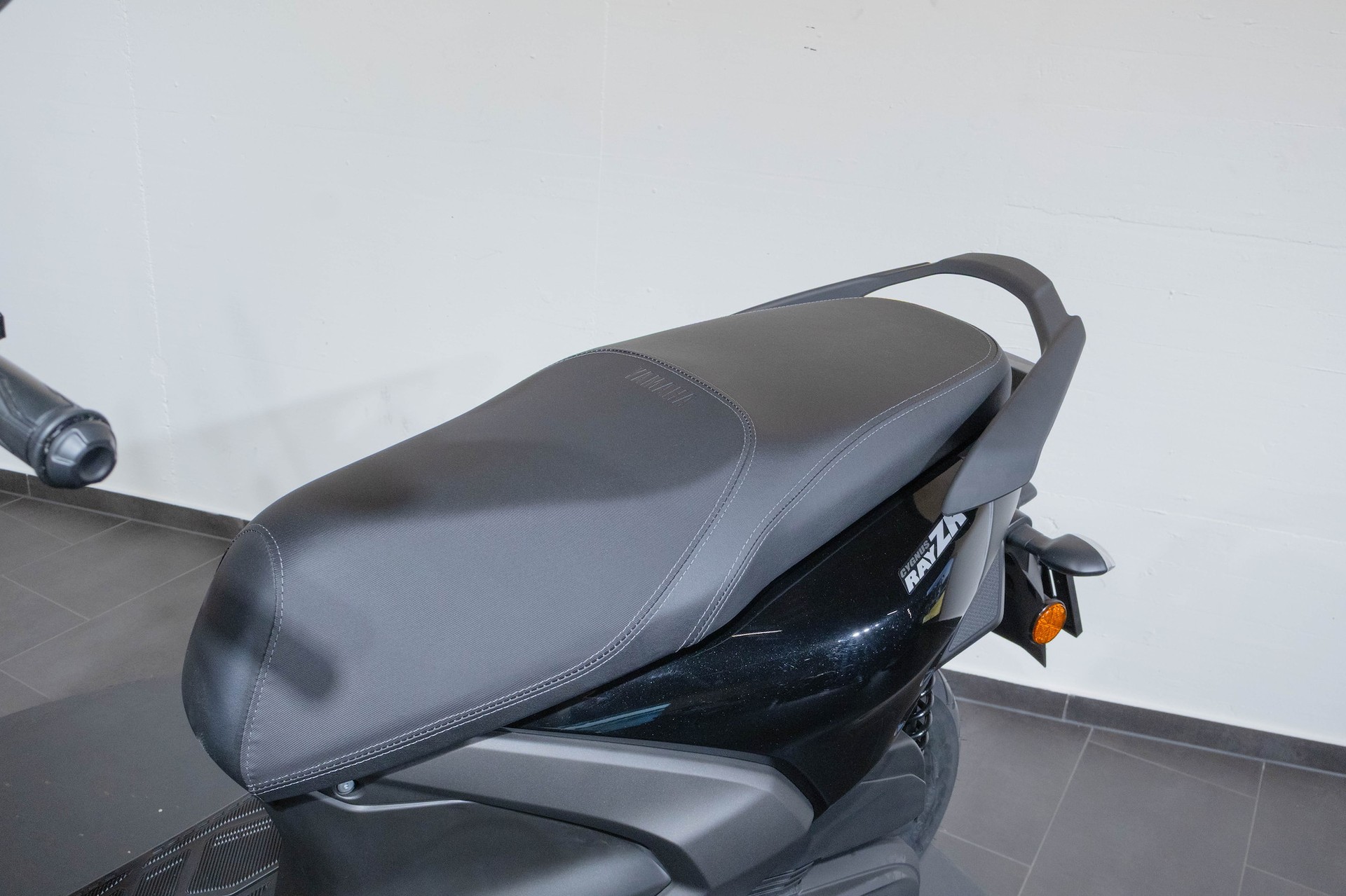 YAMAHA RayZR-image-10