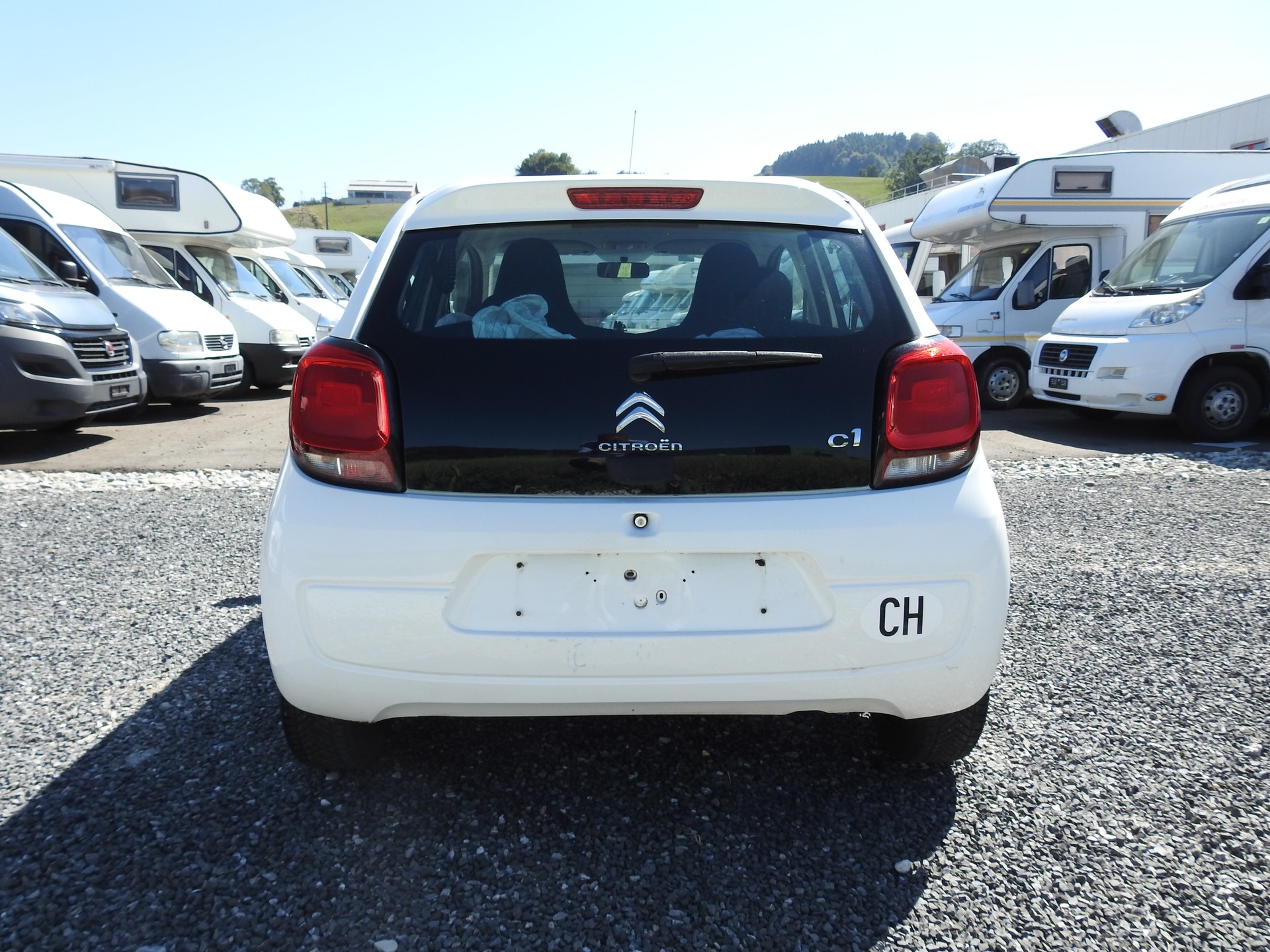CITROEN C1 1.0 VTi Shine-image-4