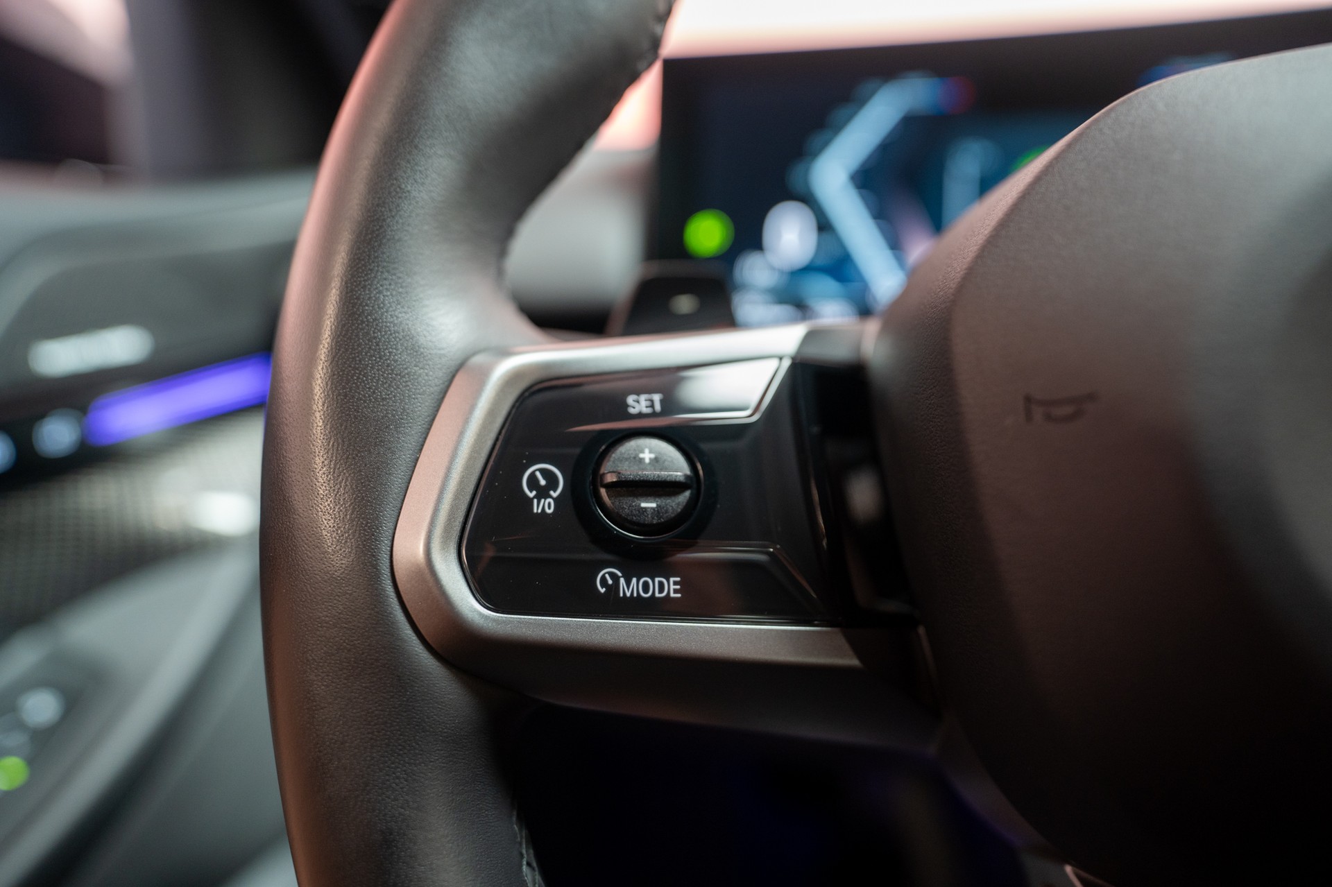 BMW 520i M Sport / Head-Up / Harman Kardon / 360° Kamera-image-19