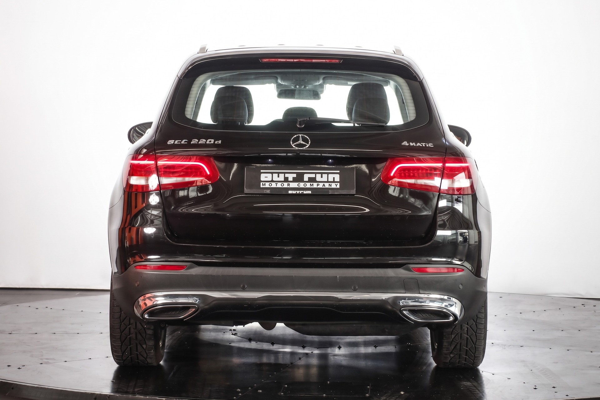 MERCEDES-BENZ GLC 220 d 4Matic 9G-Tronic-showroom-element-2
