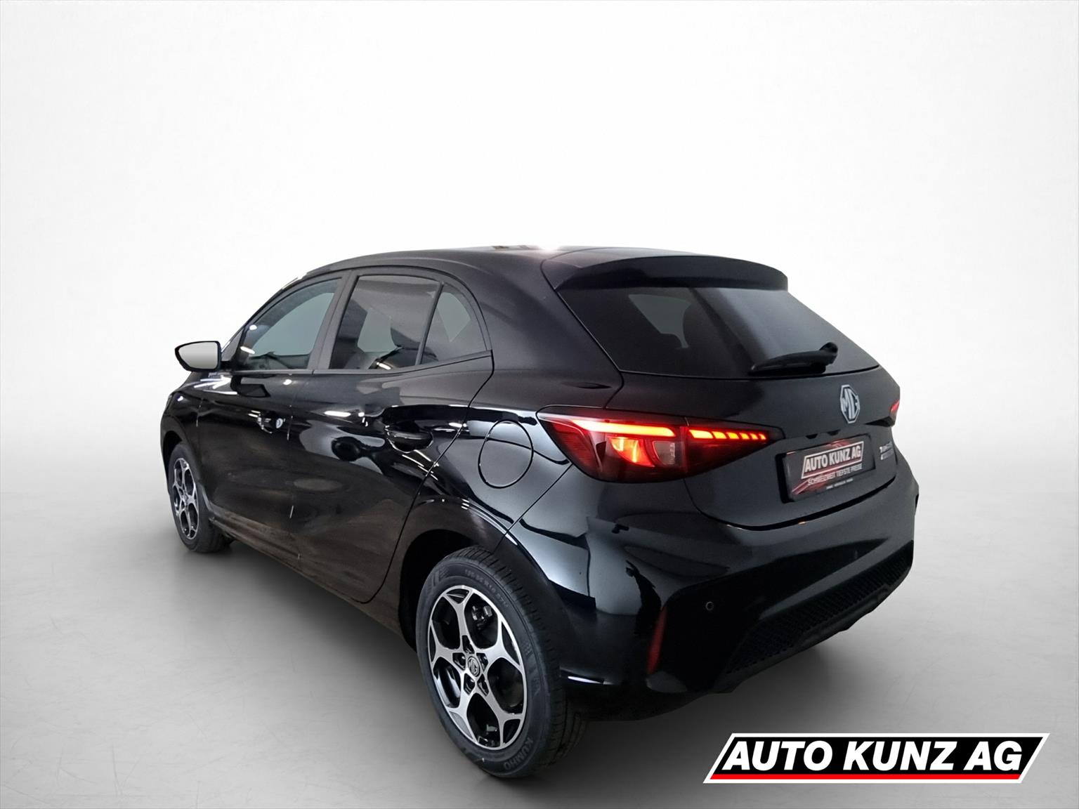 MG MG3 1.5 Hybrid Luxury Aut.-showroom-element-3