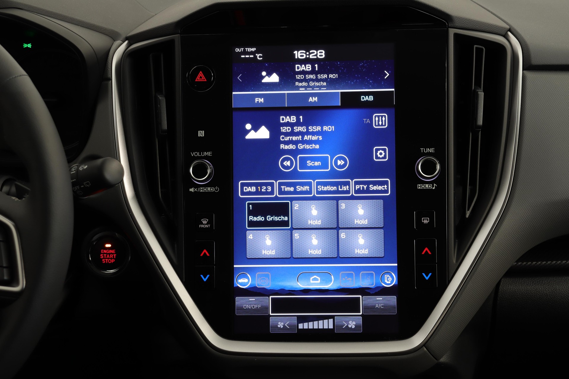 SUBARU Crosstrek 2.0i e-Boxer Swiss Plus-image-7