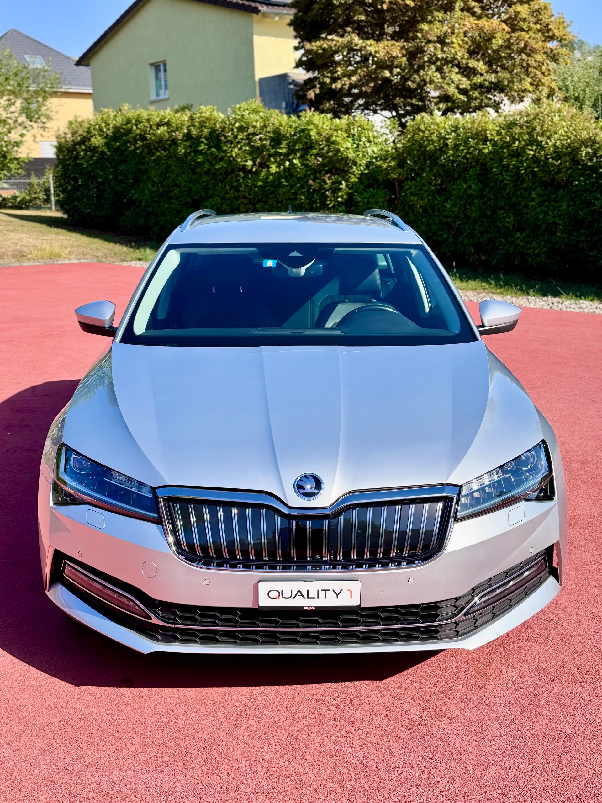 SKODA Superb 1.4 TSI Style PHEV DSC-showroom-element-1