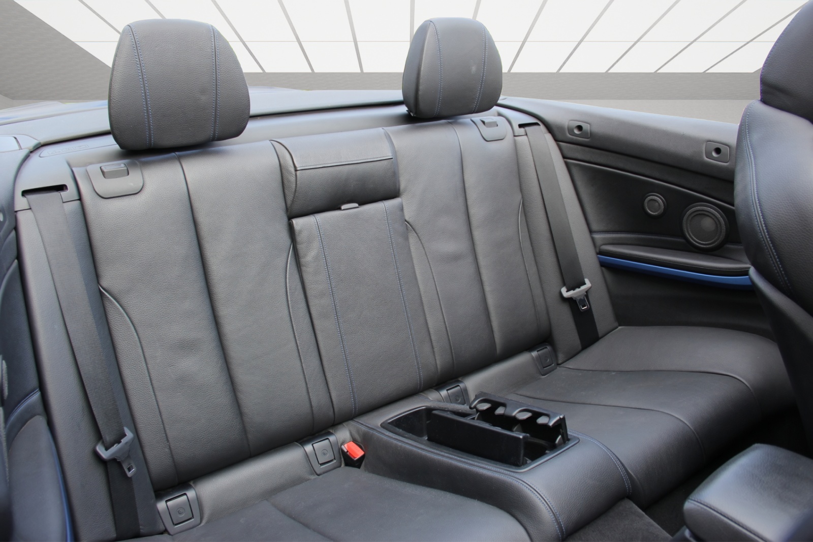 BMW 435i Cabriolet M Performance Steptronic-image-11