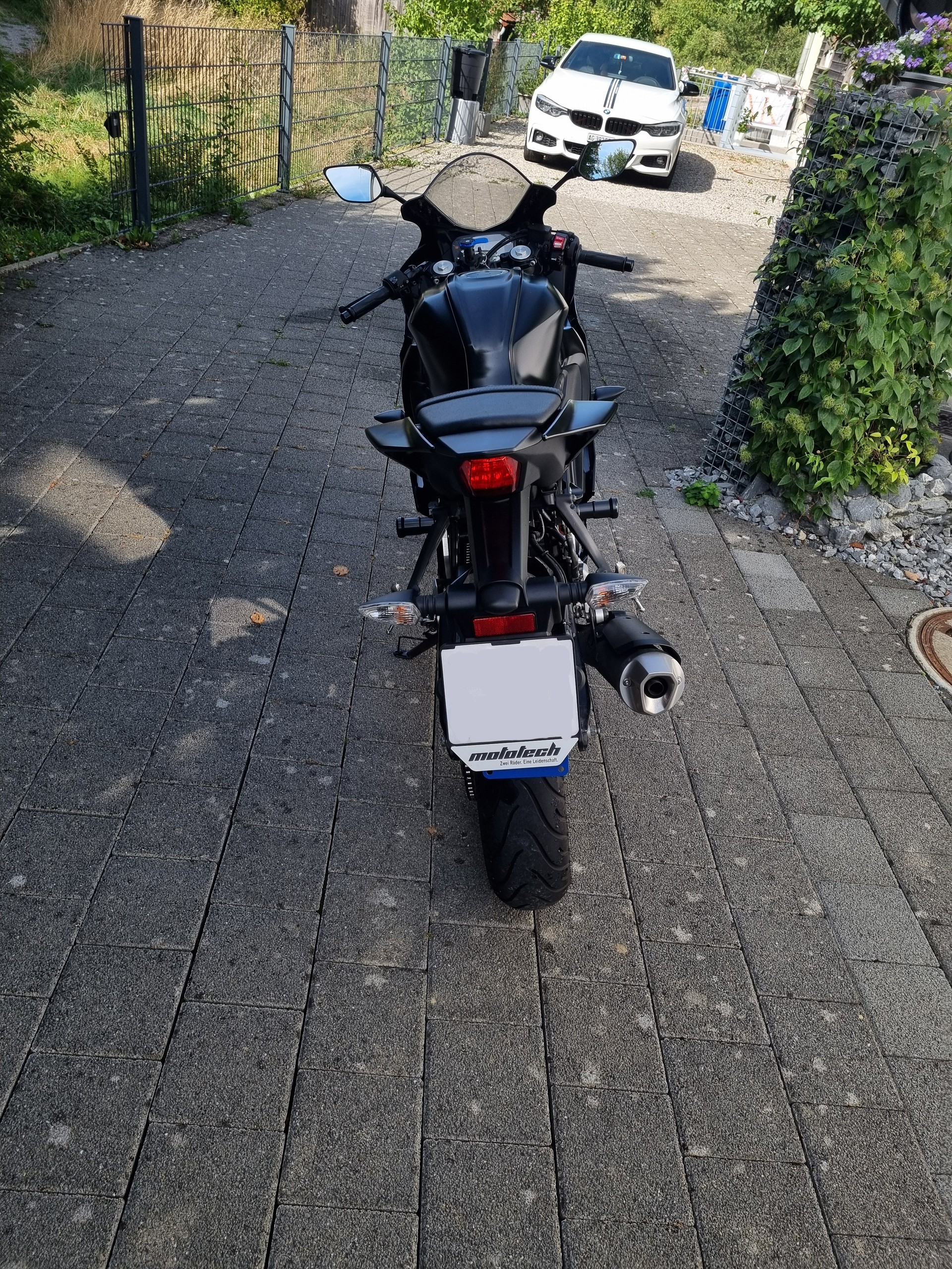 YAMAHA YZF-R 125 ABS-image-7