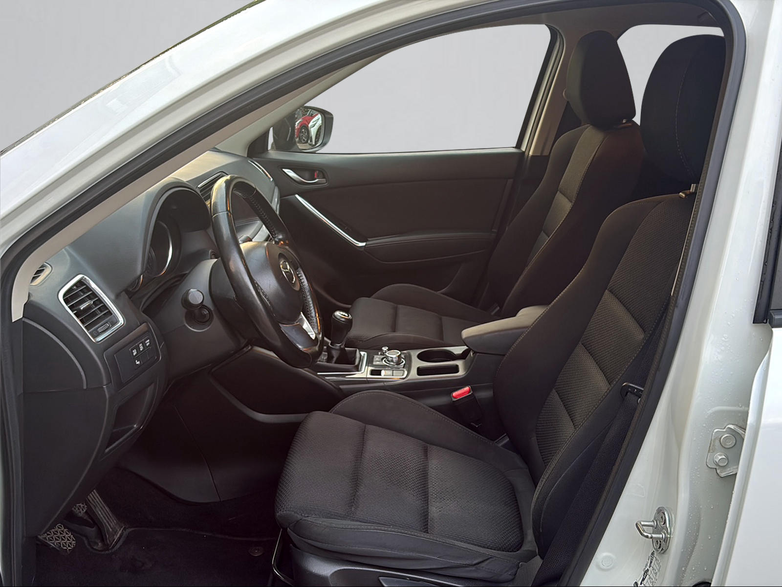 MAZDA CX-5 2.0 Ambition FWD-image-4