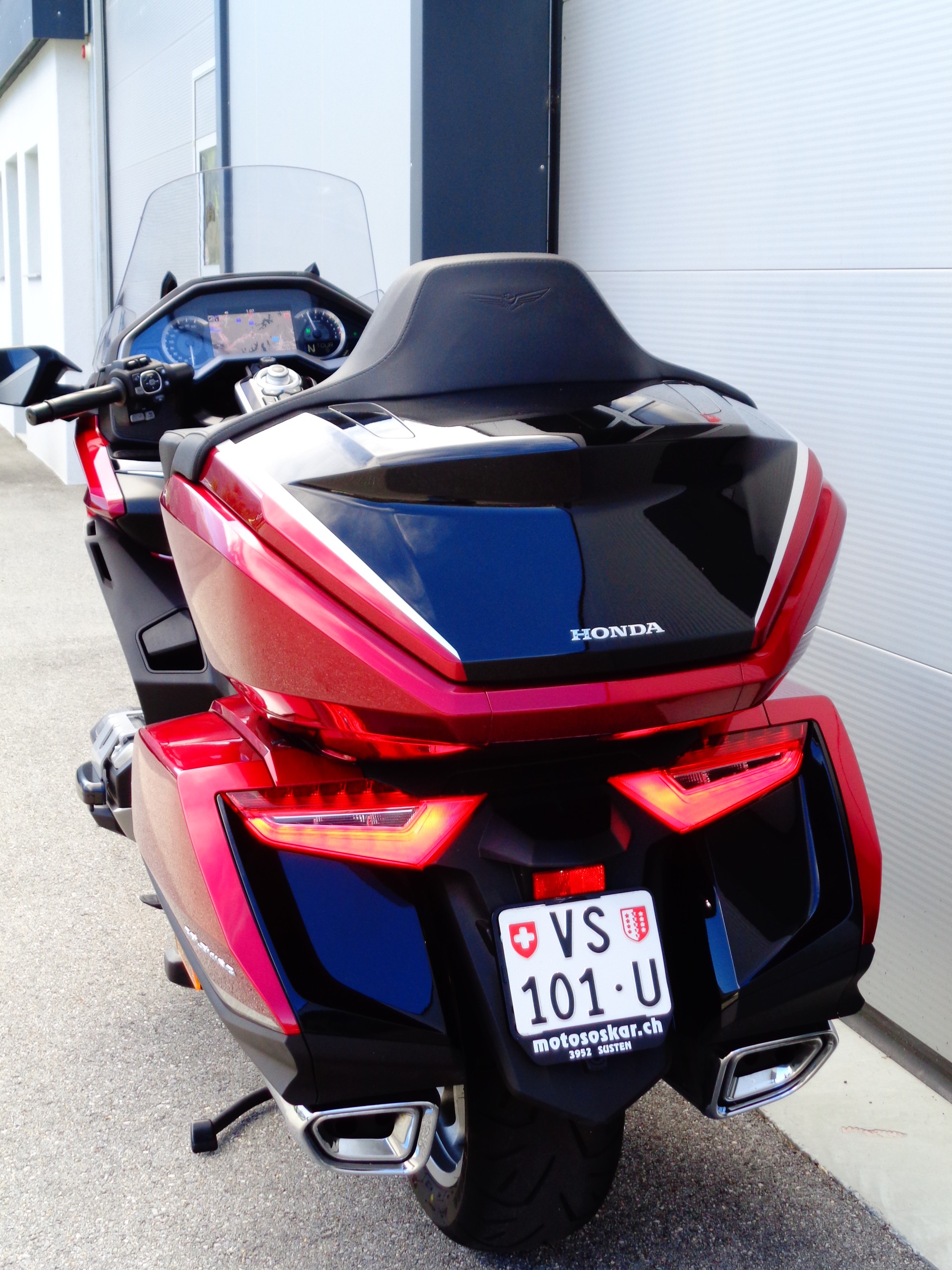 HONDA GL 1800 DA DCT Goldwing Tour-image-8